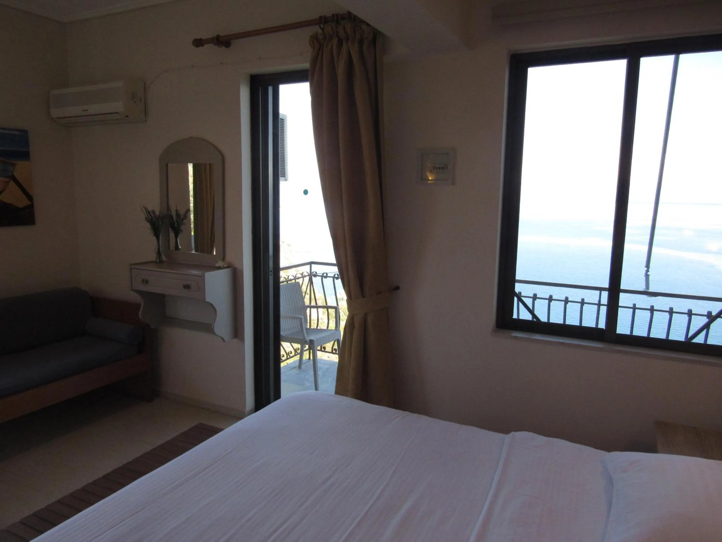 Bed in Kallisto studios