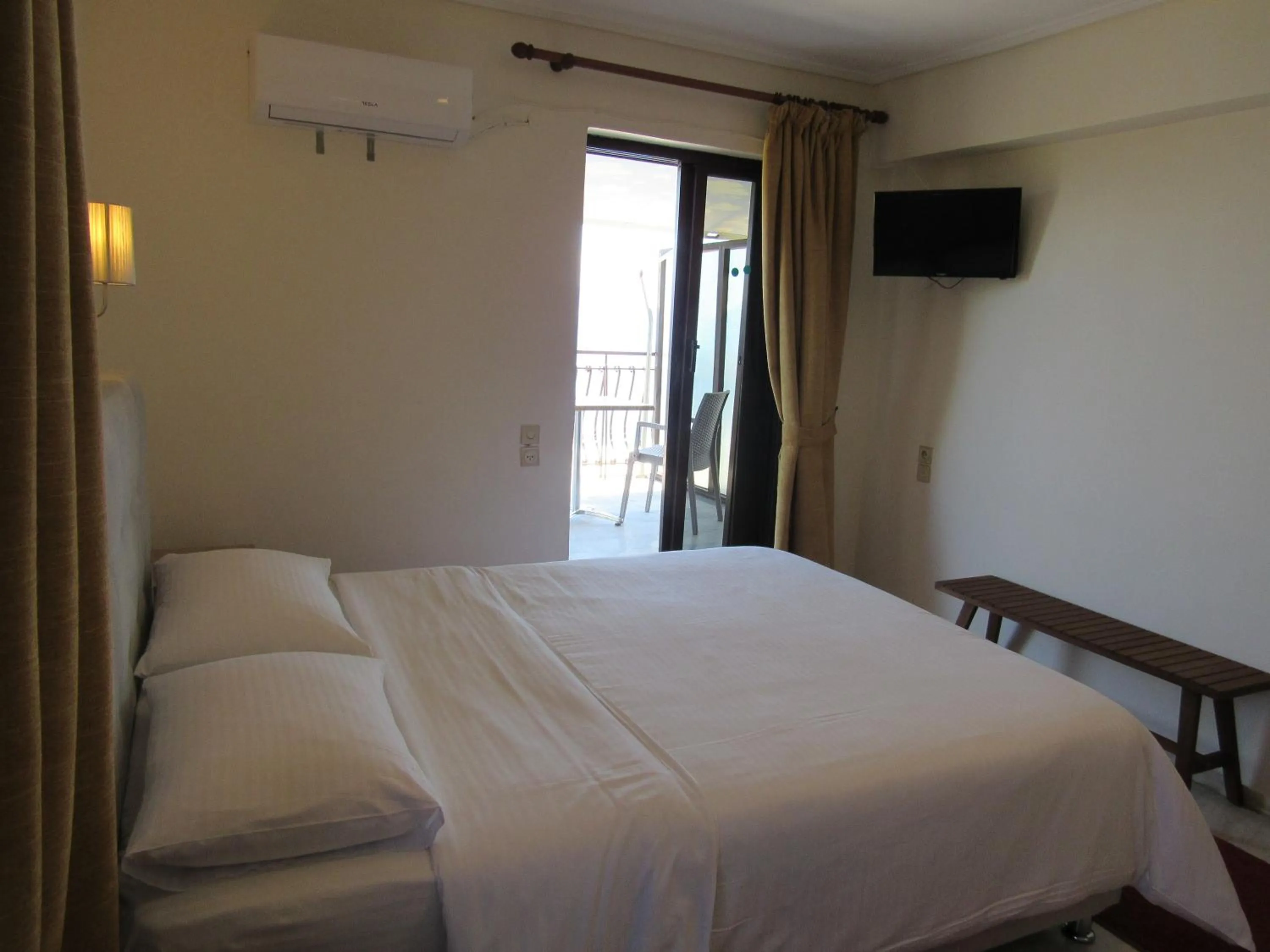 Bed in Kallisto studios