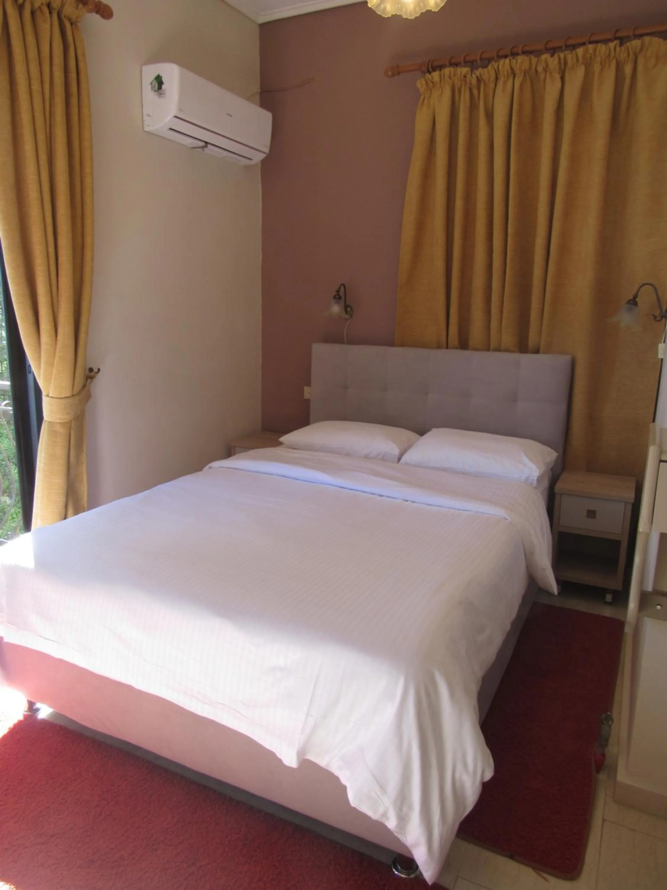 Bed in Kallisto studios