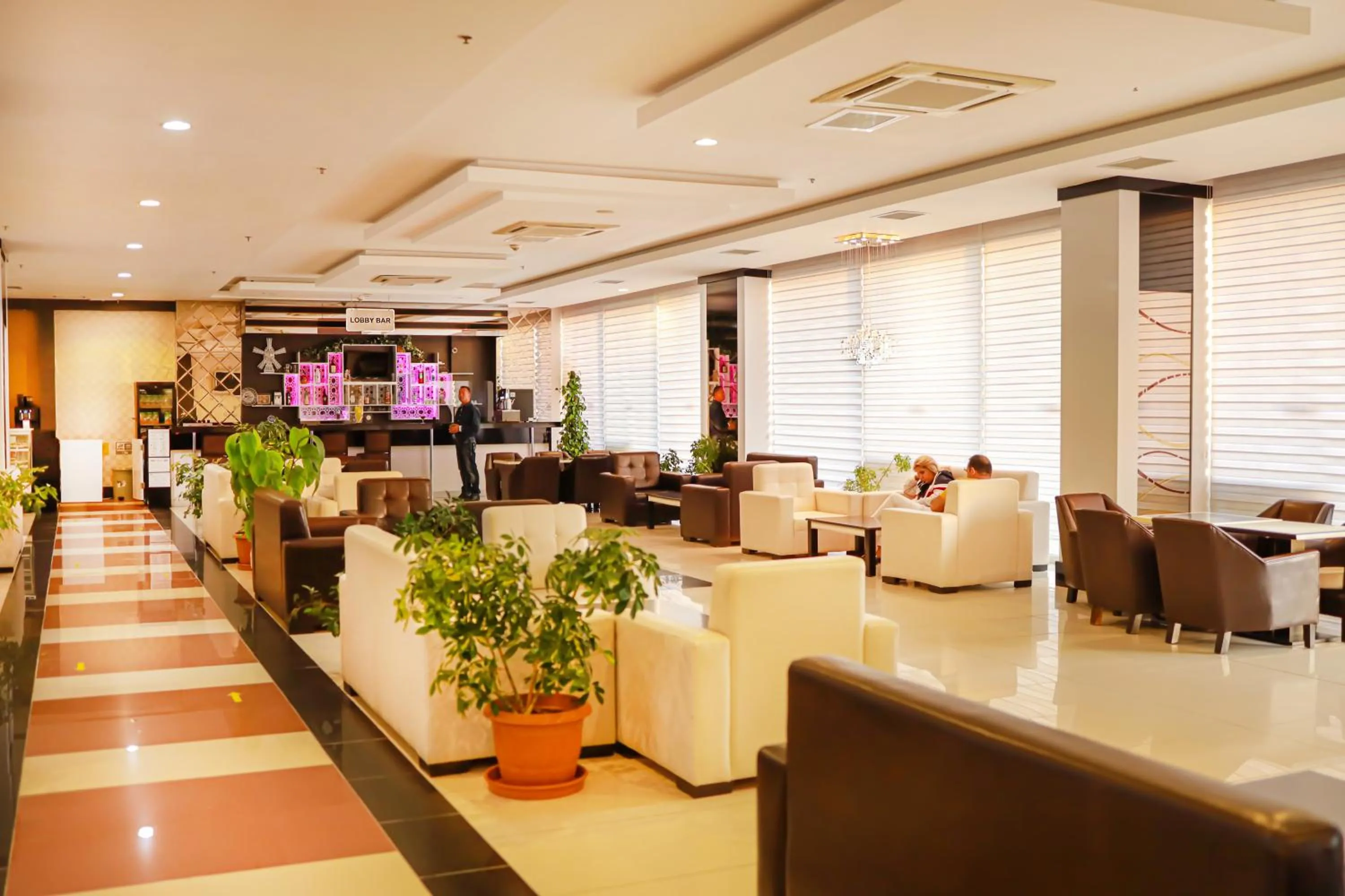 Lobby or reception in Side Kum Hotel