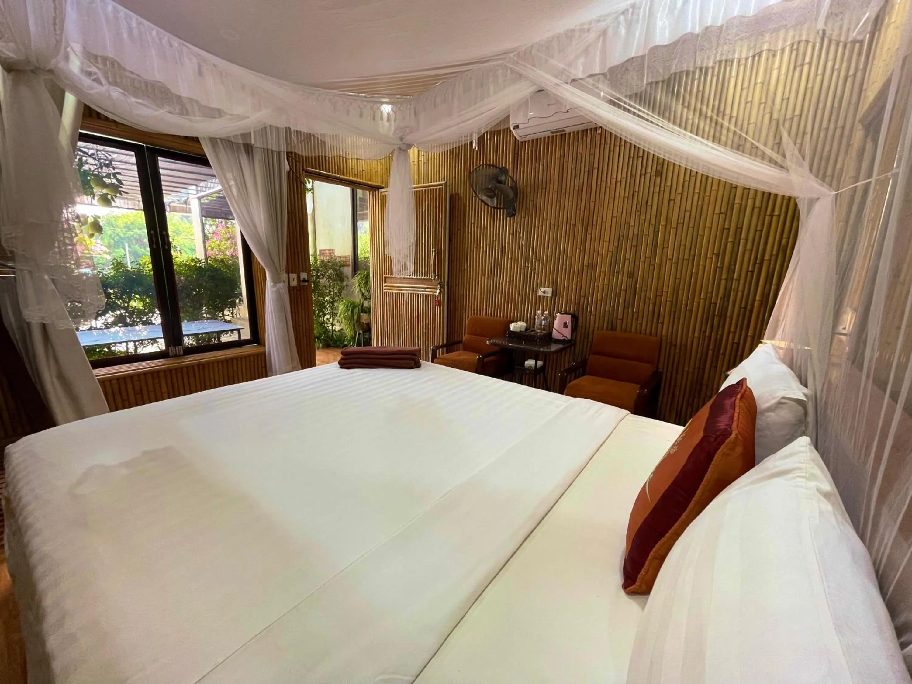 Superior Bungalow in Eco Field Nest Tam Coc