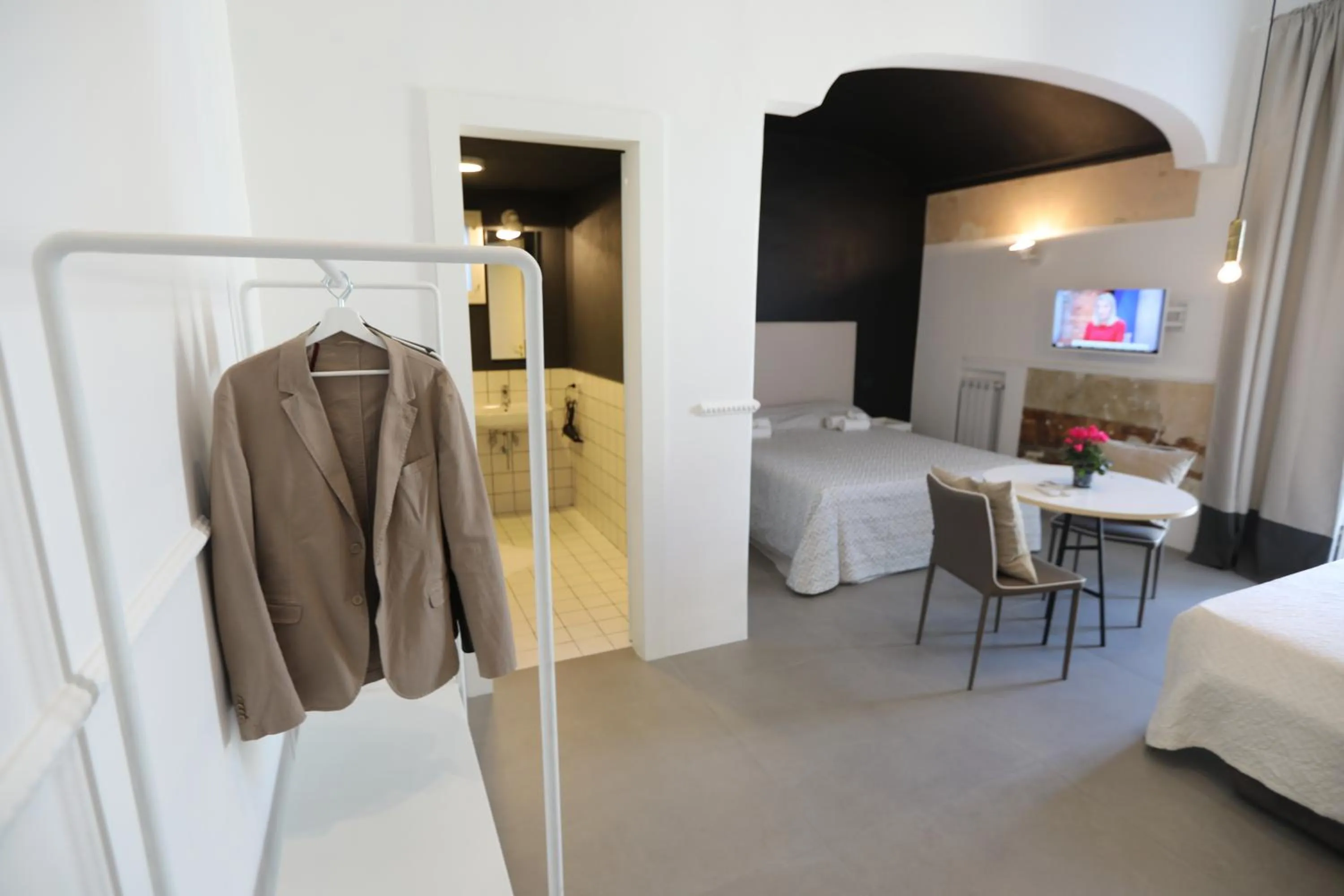 Photo of the whole room in The Station Napoli