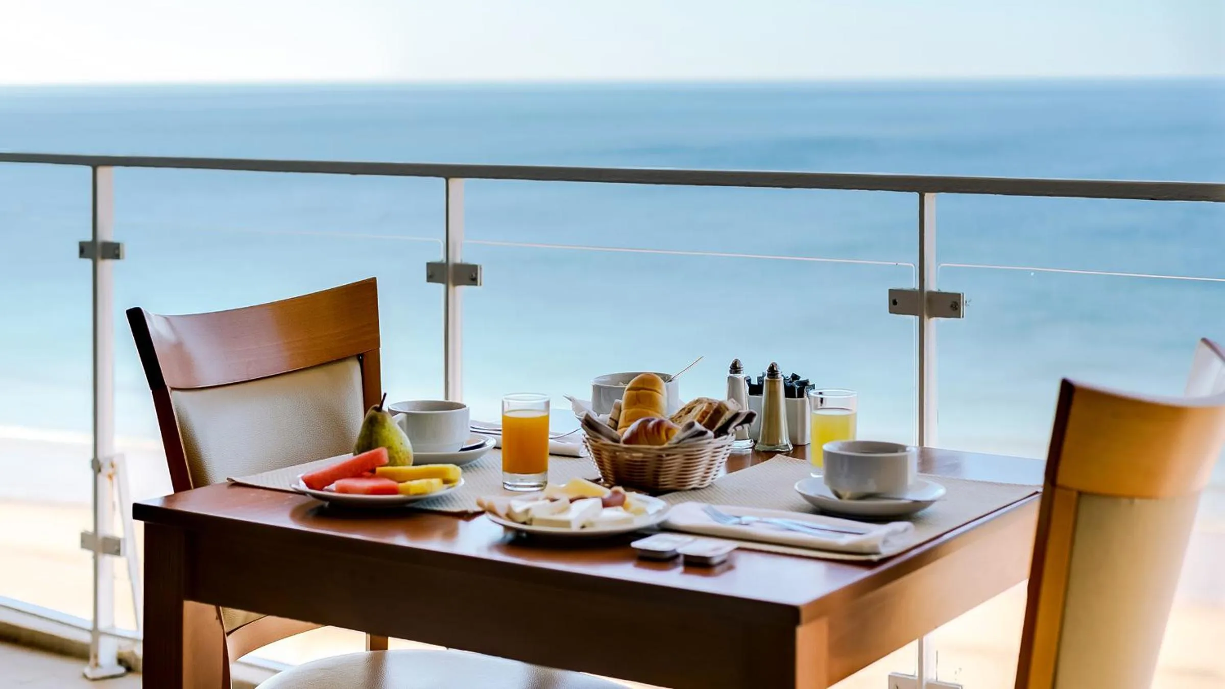 Restaurant/places to eat in Hotel Sol e Mar Albufeira - Adults Only