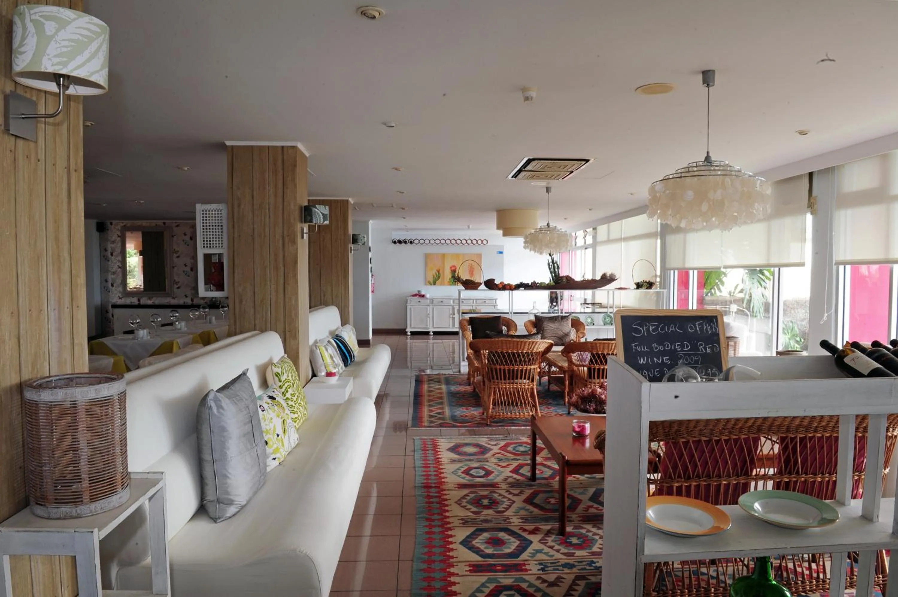 Restaurant/places to eat in Florasol Residence Hotel - Dorisol hotels