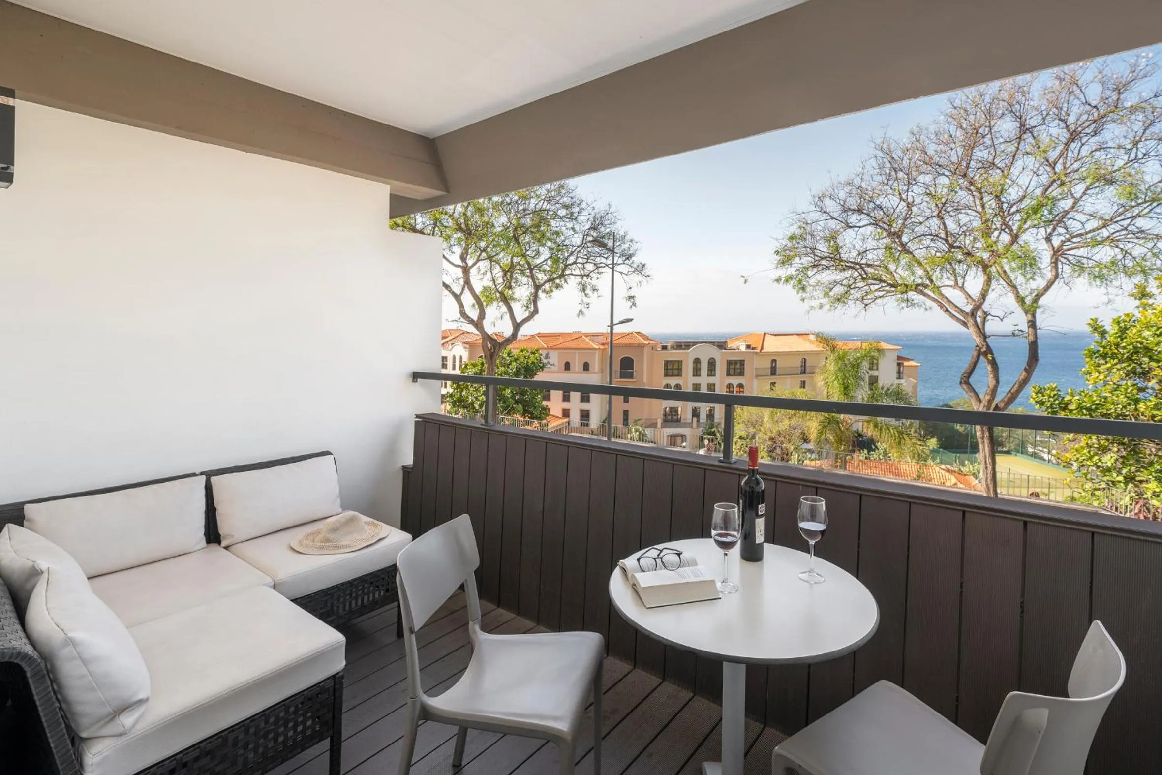 Bedroom in Florasol Residence Hotel - Dorisol hotels