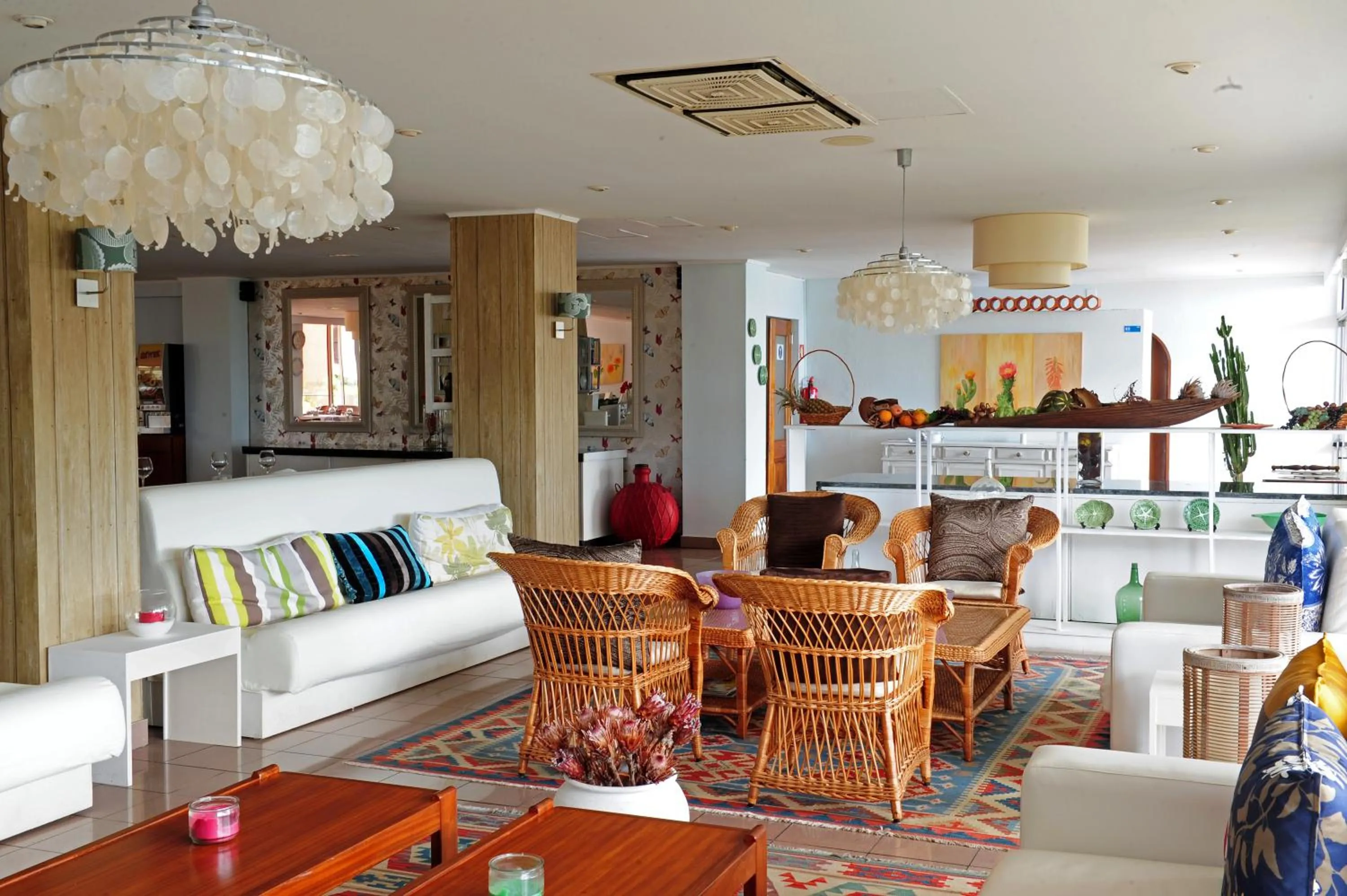 Restaurant/places to eat in Florasol Residence Hotel - Dorisol hotels