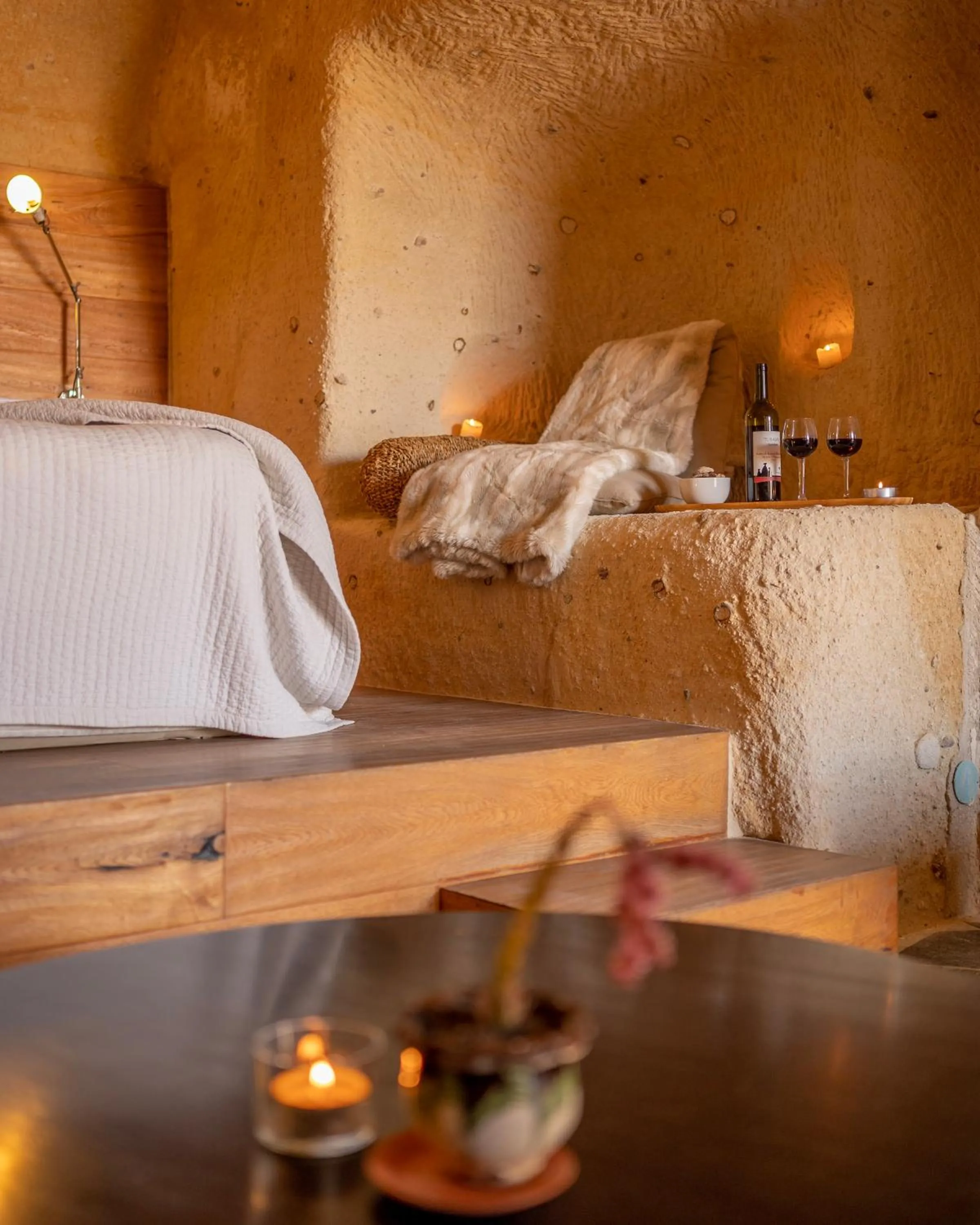 Bedroom, Bed in Serinn House