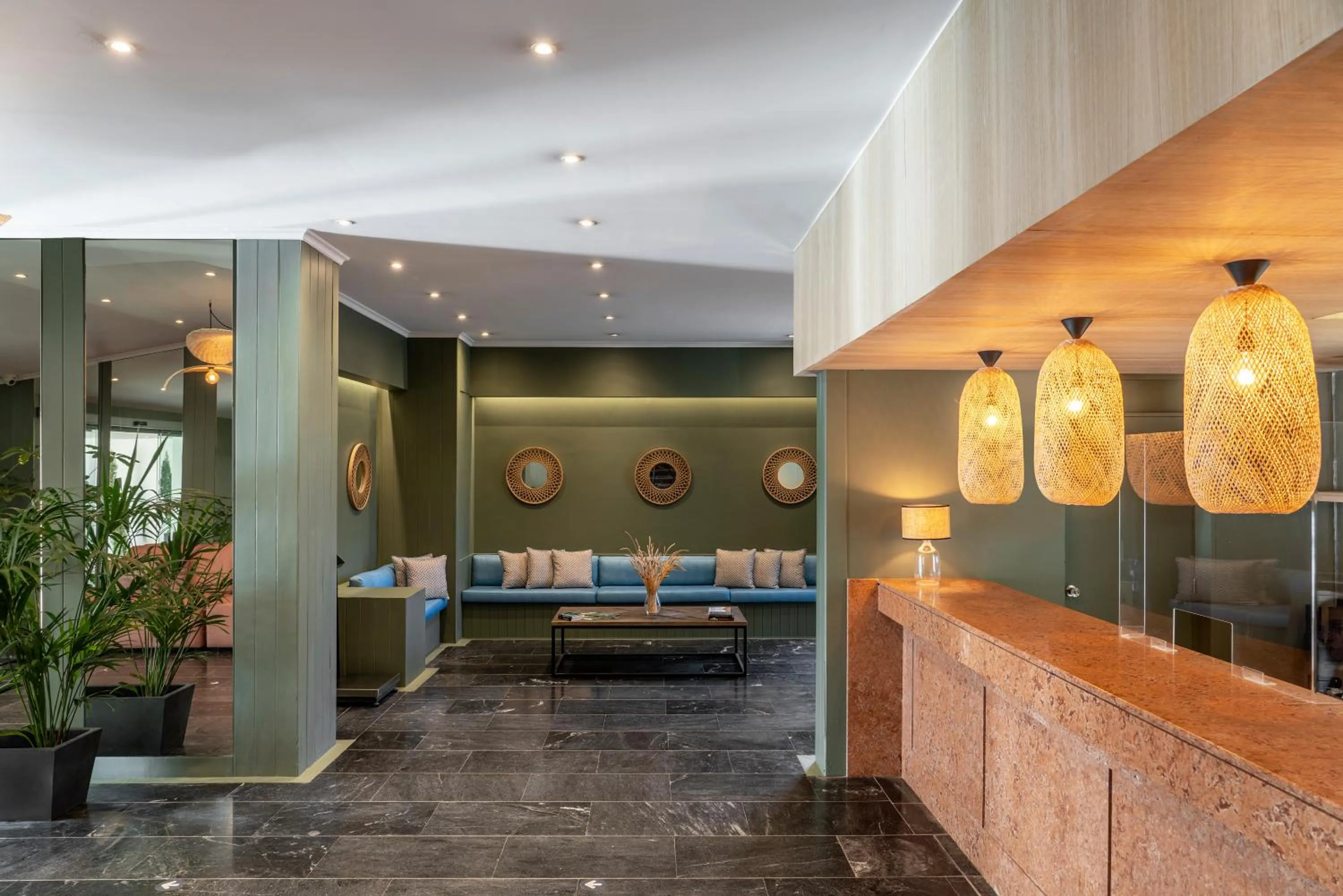 Lobby or reception in Dorisol Buganvilia Studio Hotel