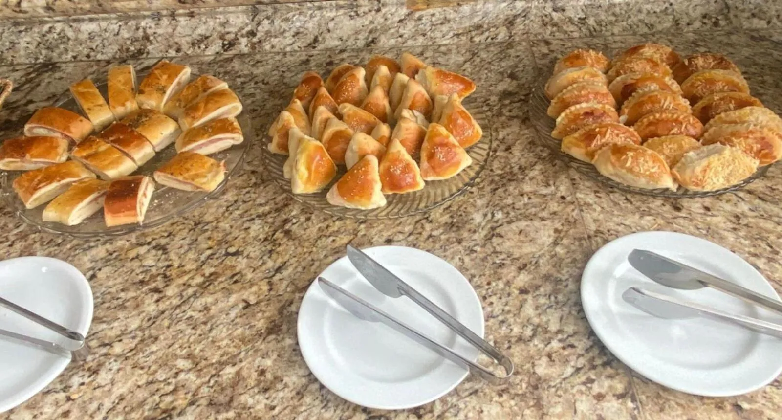 Breakfast in Santa Rosa Hotel