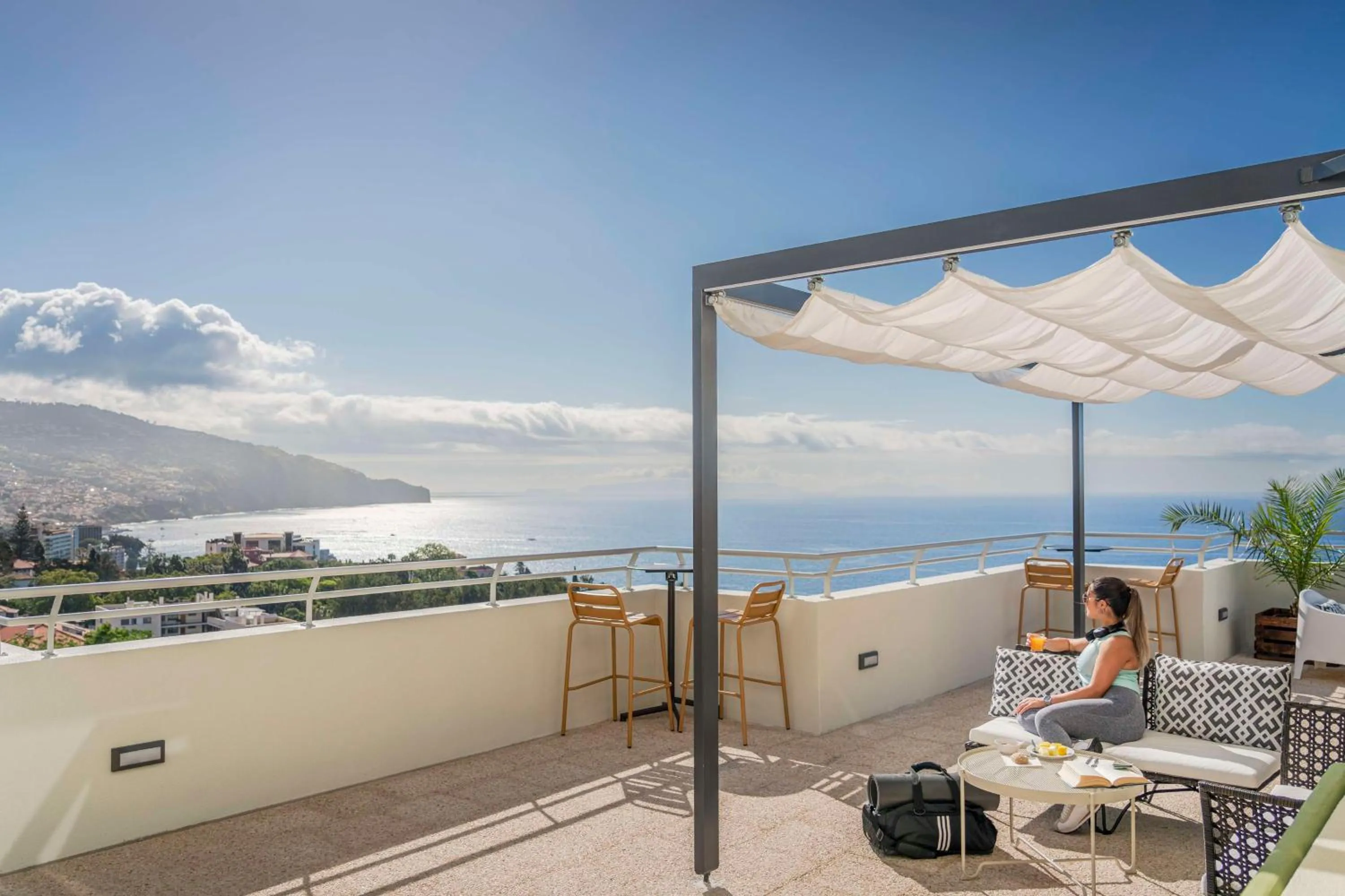 Lounge or bar in Dorisol Mimosa Studio Hotel