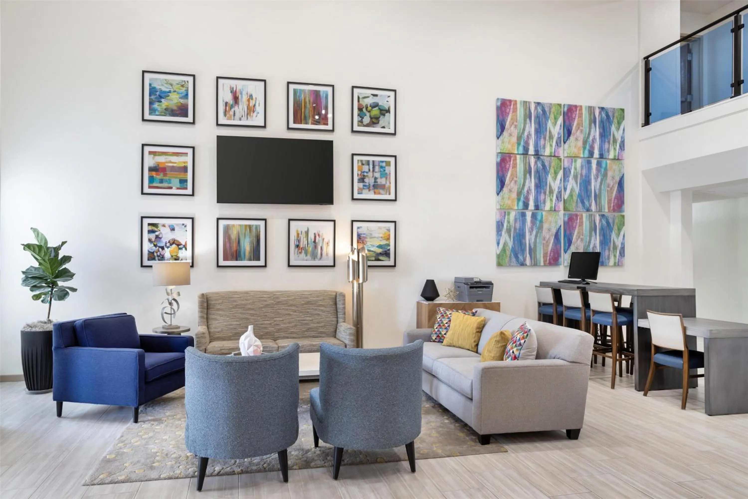 Lobby or reception in Best Western Plus Executive Hotel & Suites