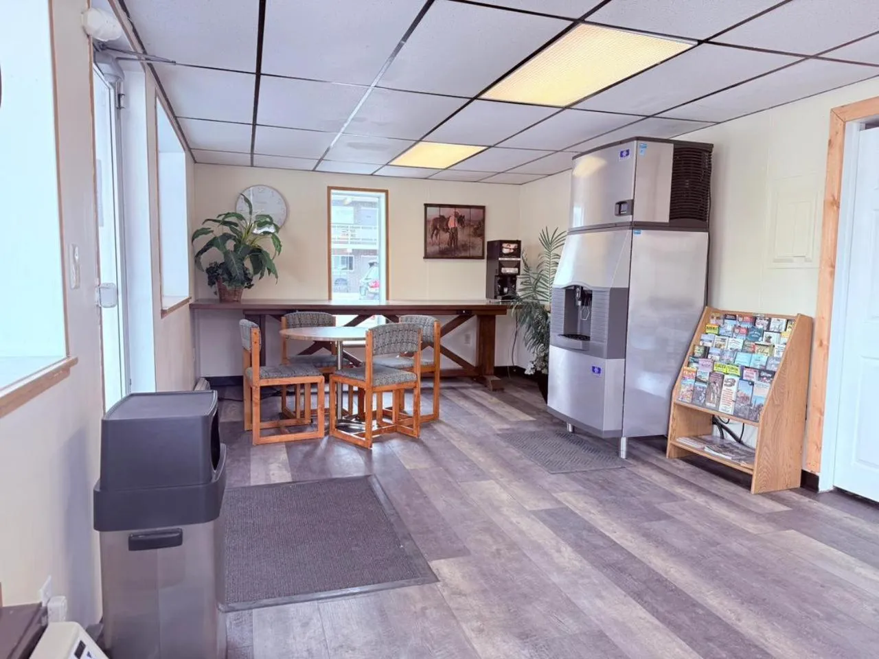 Lobby or reception in Tomahawk Motor Lodge By OYO Riverton US-26