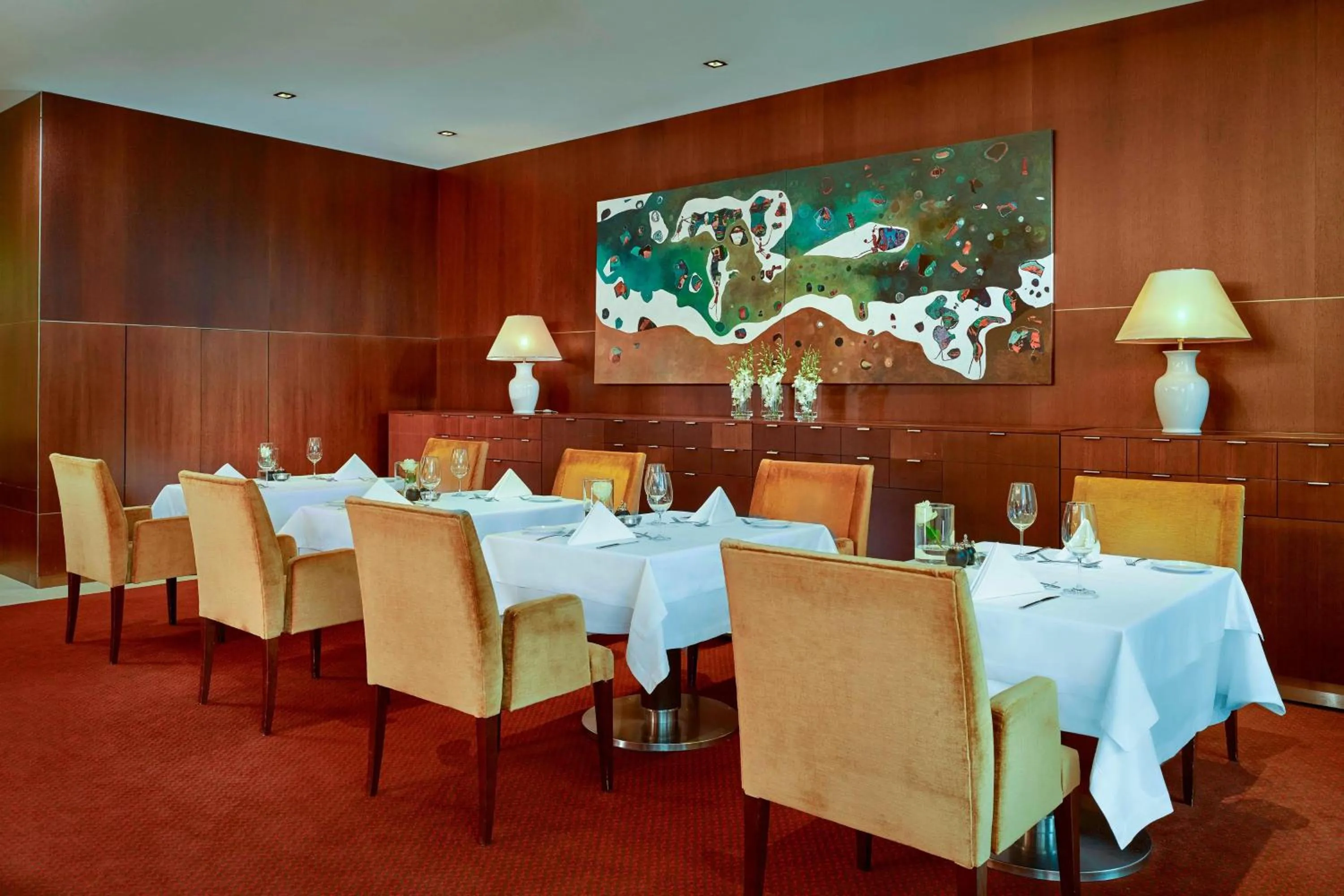 Restaurant/places to eat in Sheraton Porto Hotel & Spa
