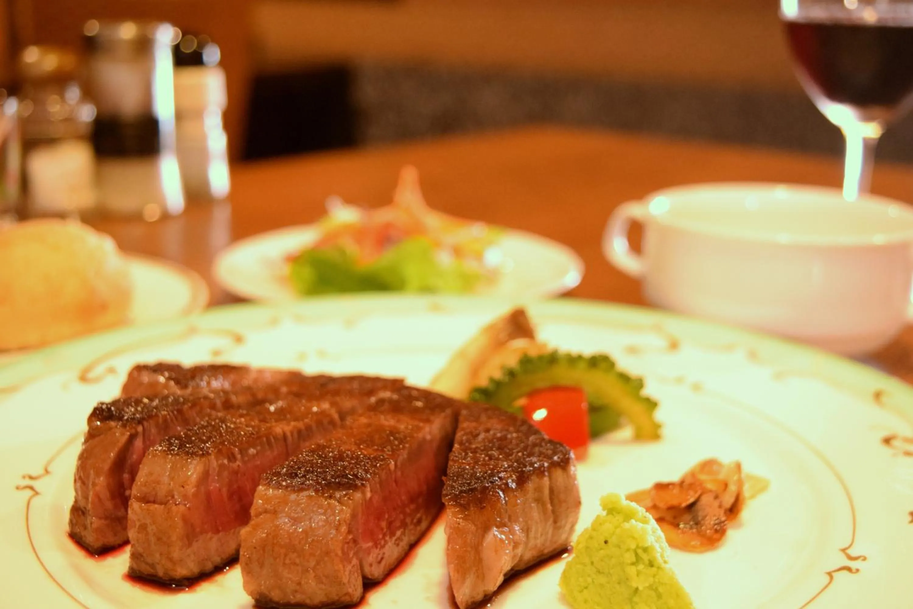 Restaurant/places to eat in Hotel Miyahira