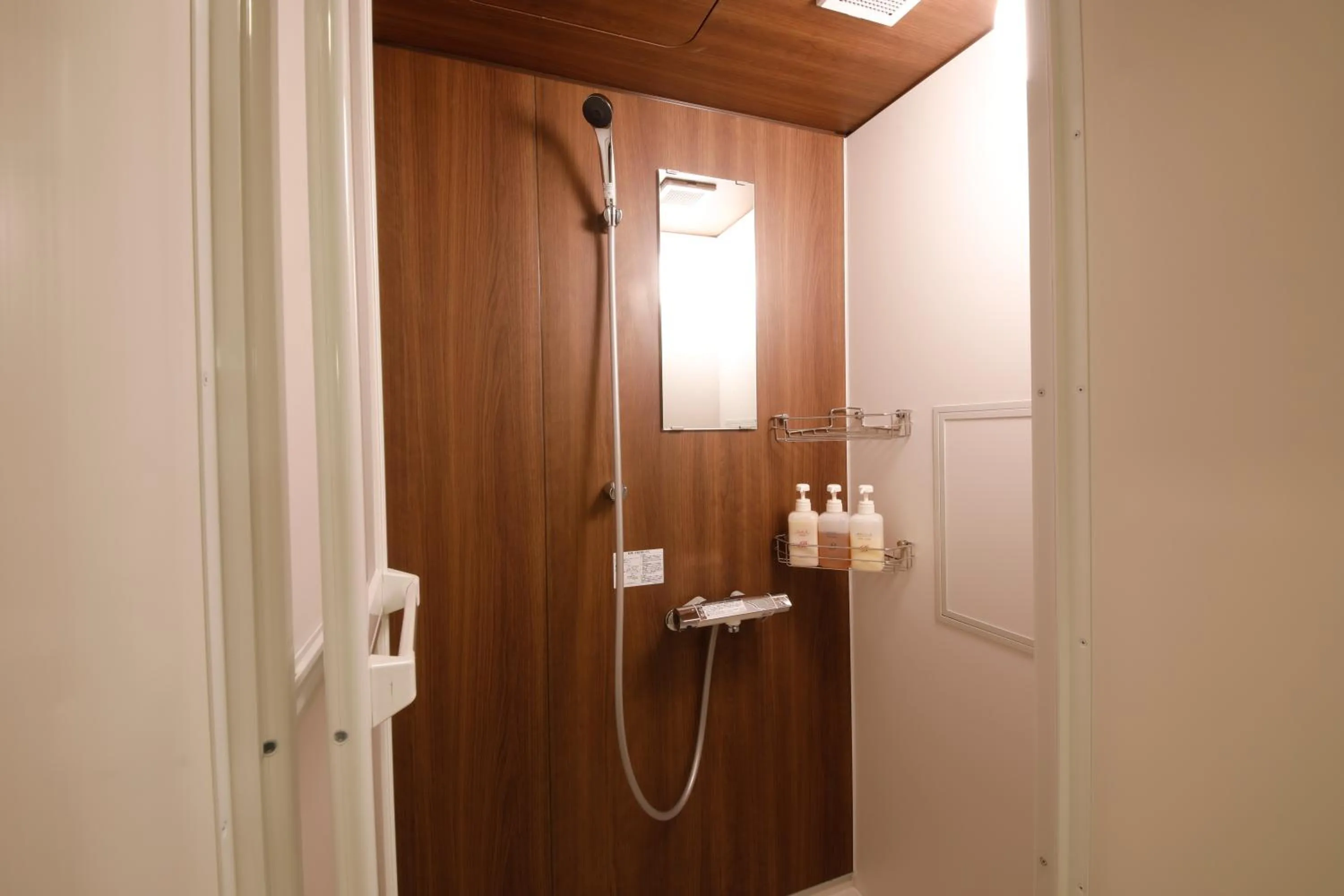 Shower in Kawaguchiya Kinosaki Riverside Hotel