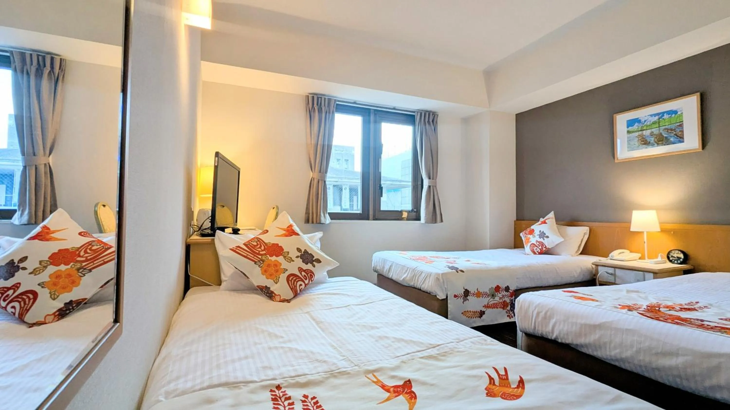 Bed in Hotel Naha City -Kokusai Street-