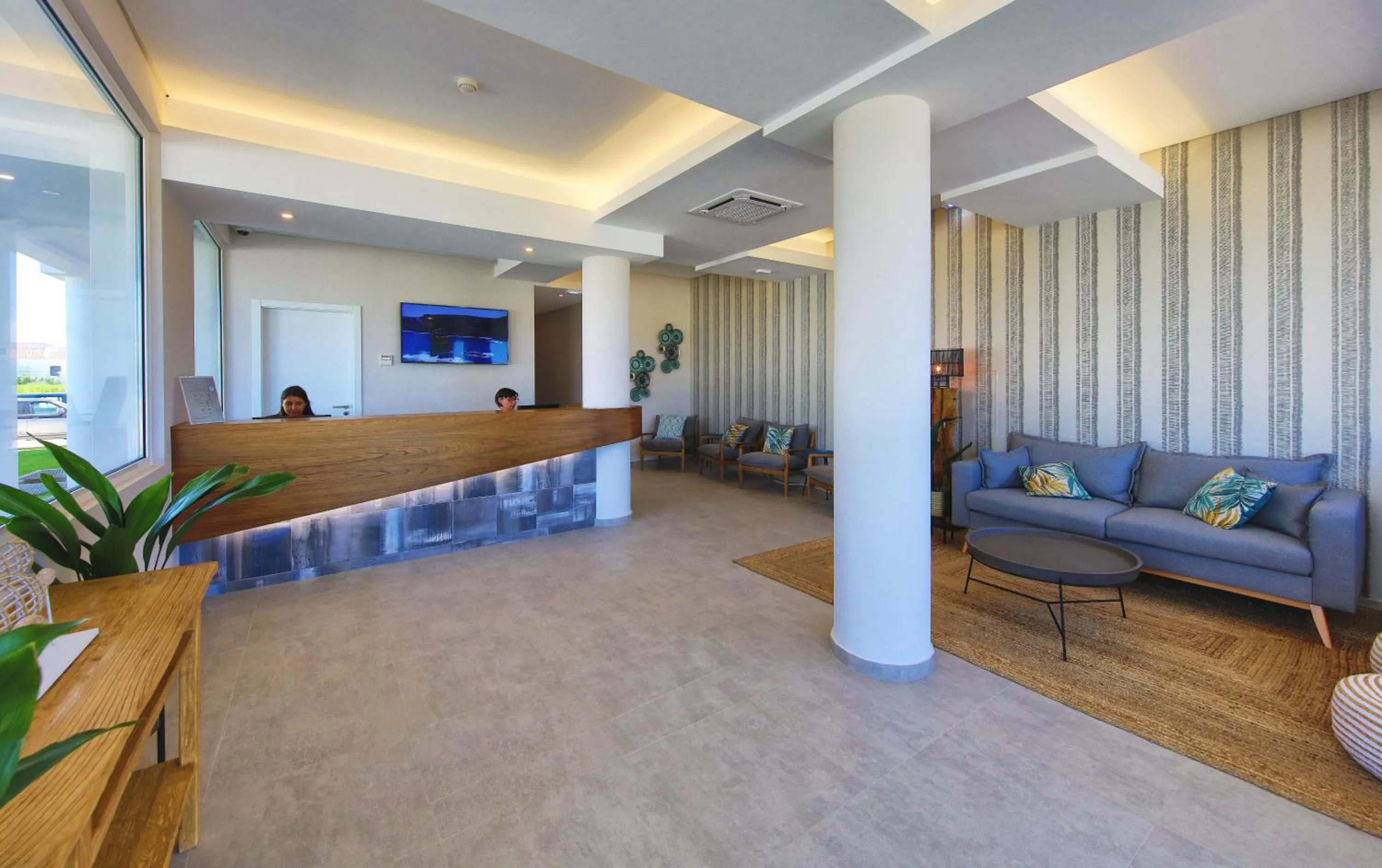 Lobby or reception in Agua Hotels Vila Branca