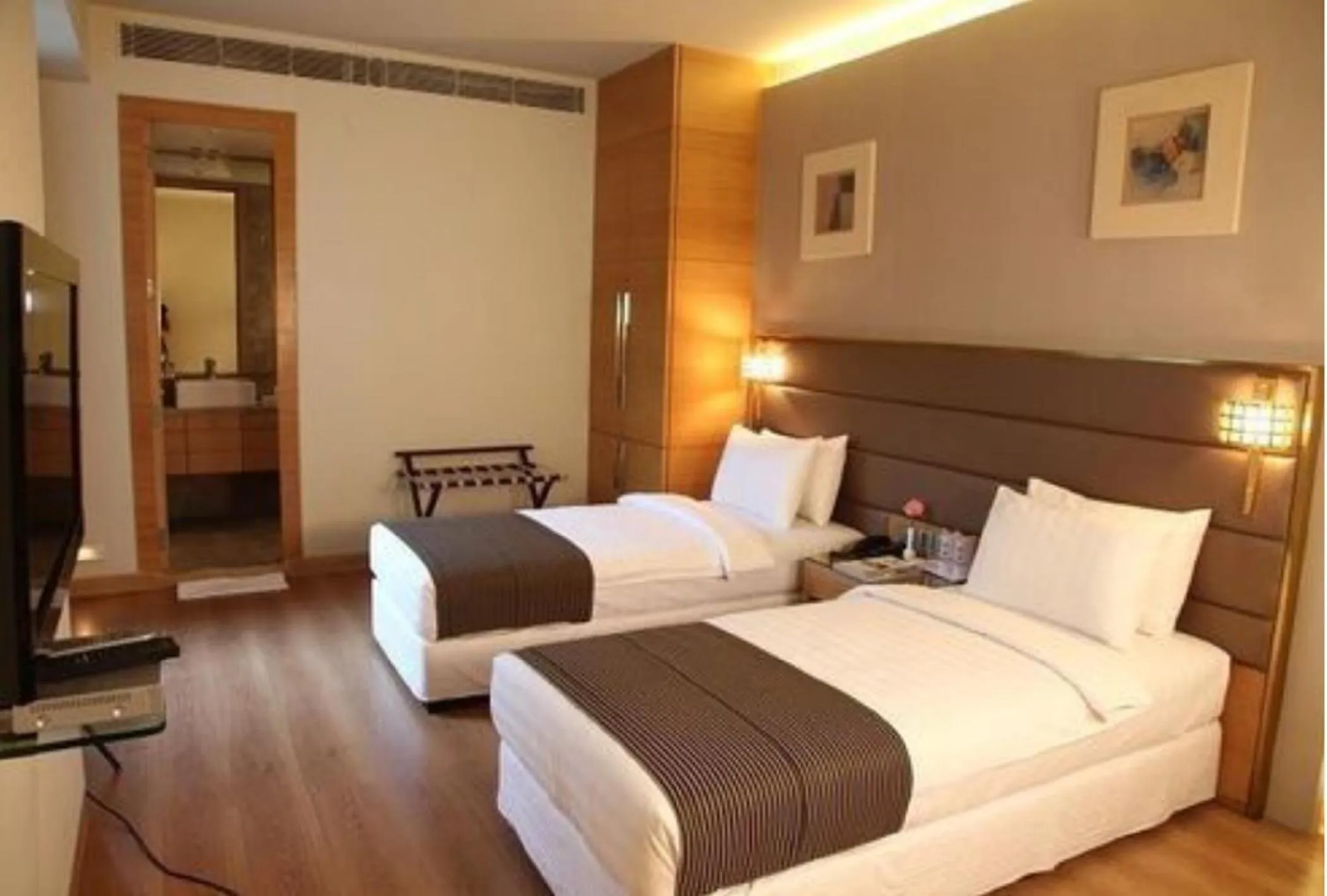 Bed in Middleton Inn