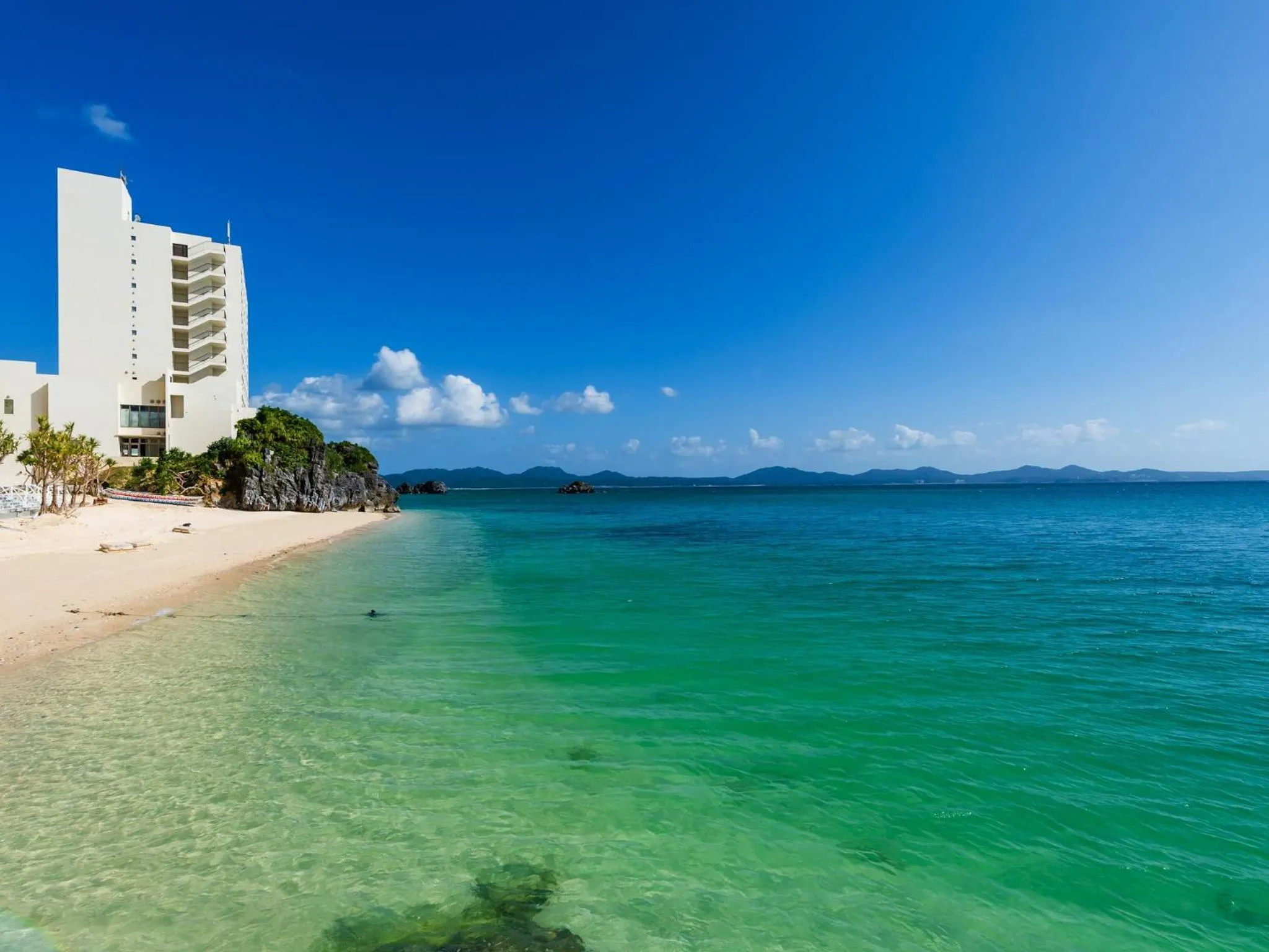 Beach in Hotel Resonex Nago