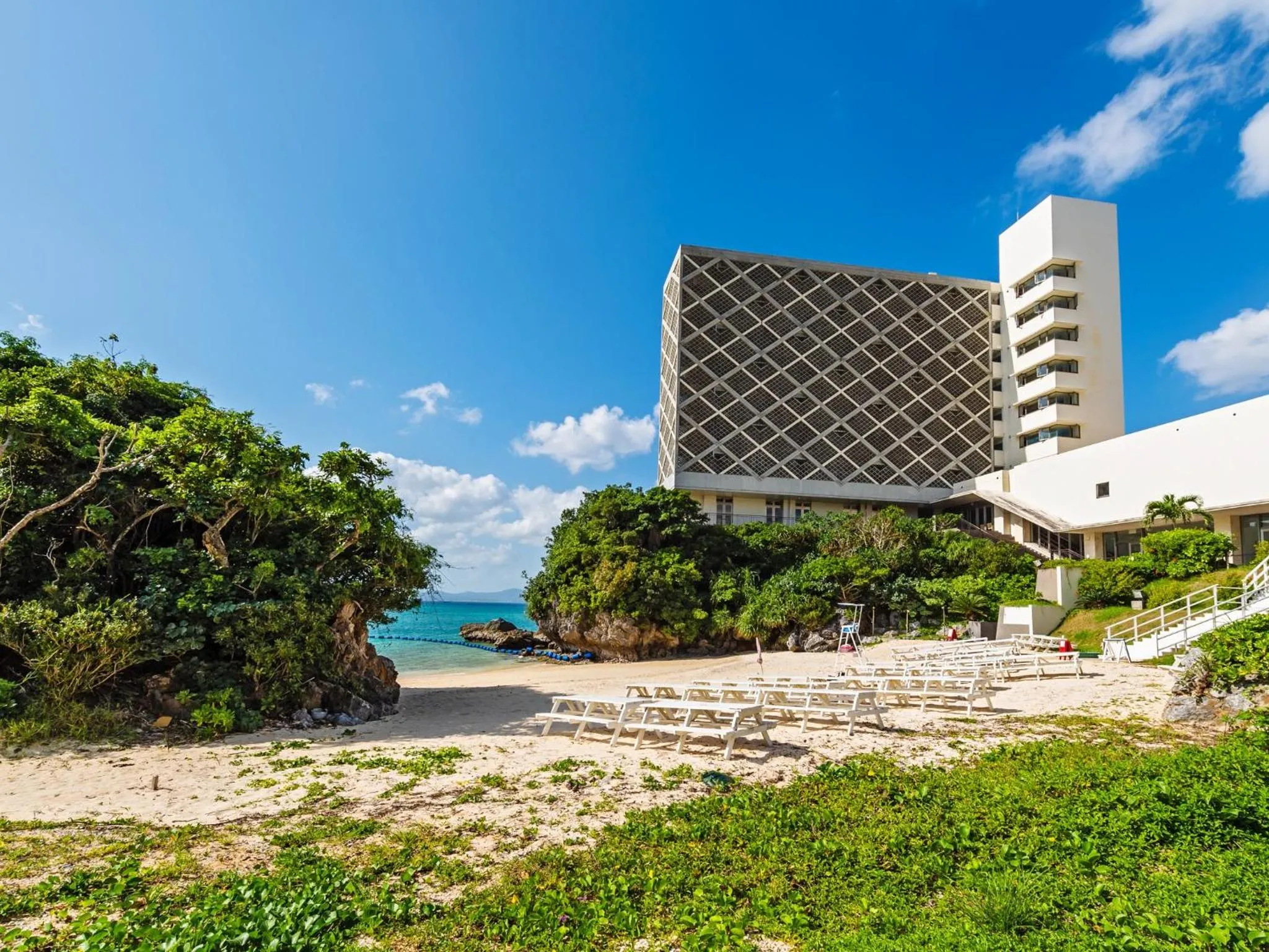 Property building in Hotel Resonex Nago