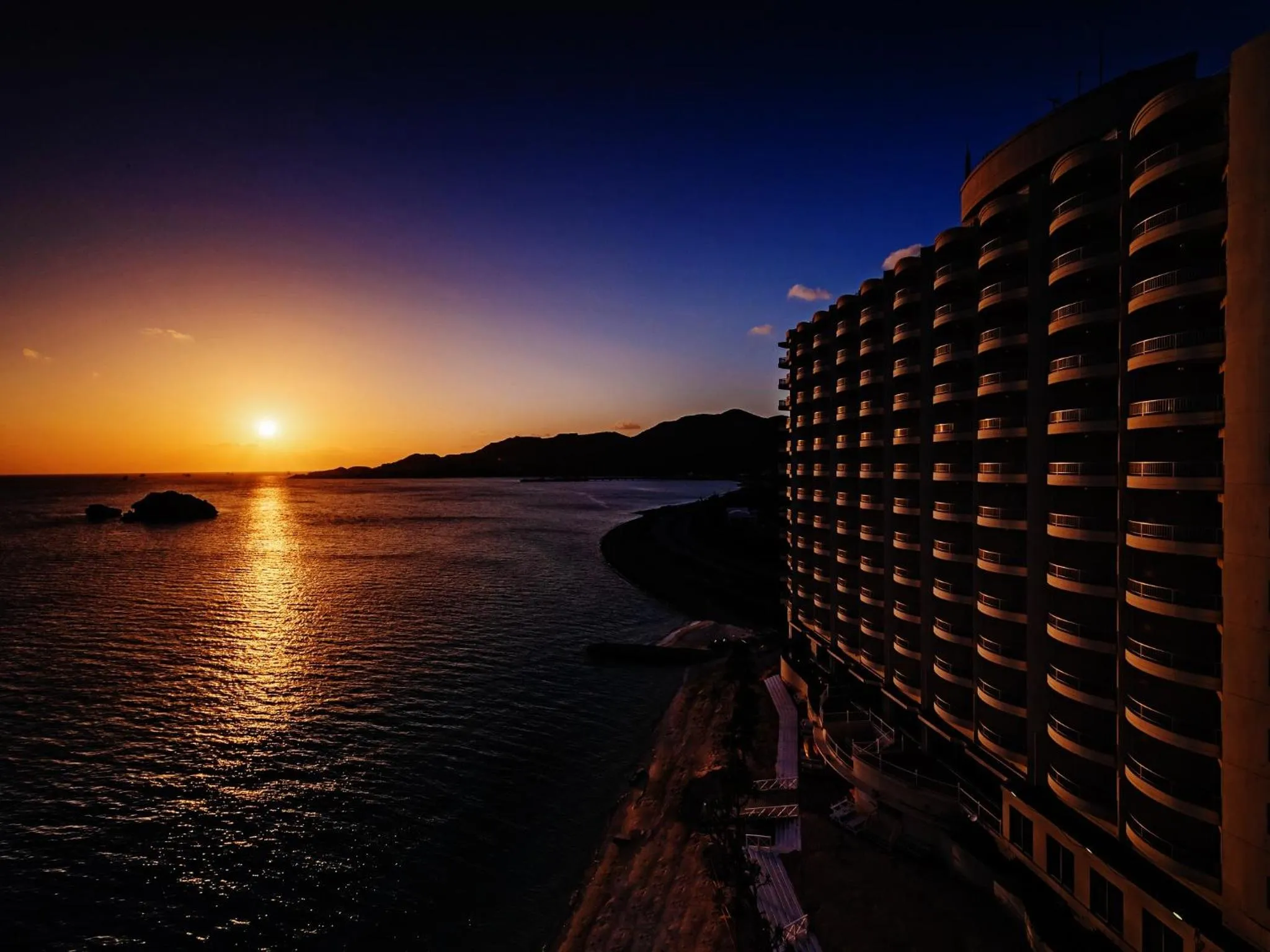 Property building in Hotel Resonex Nago