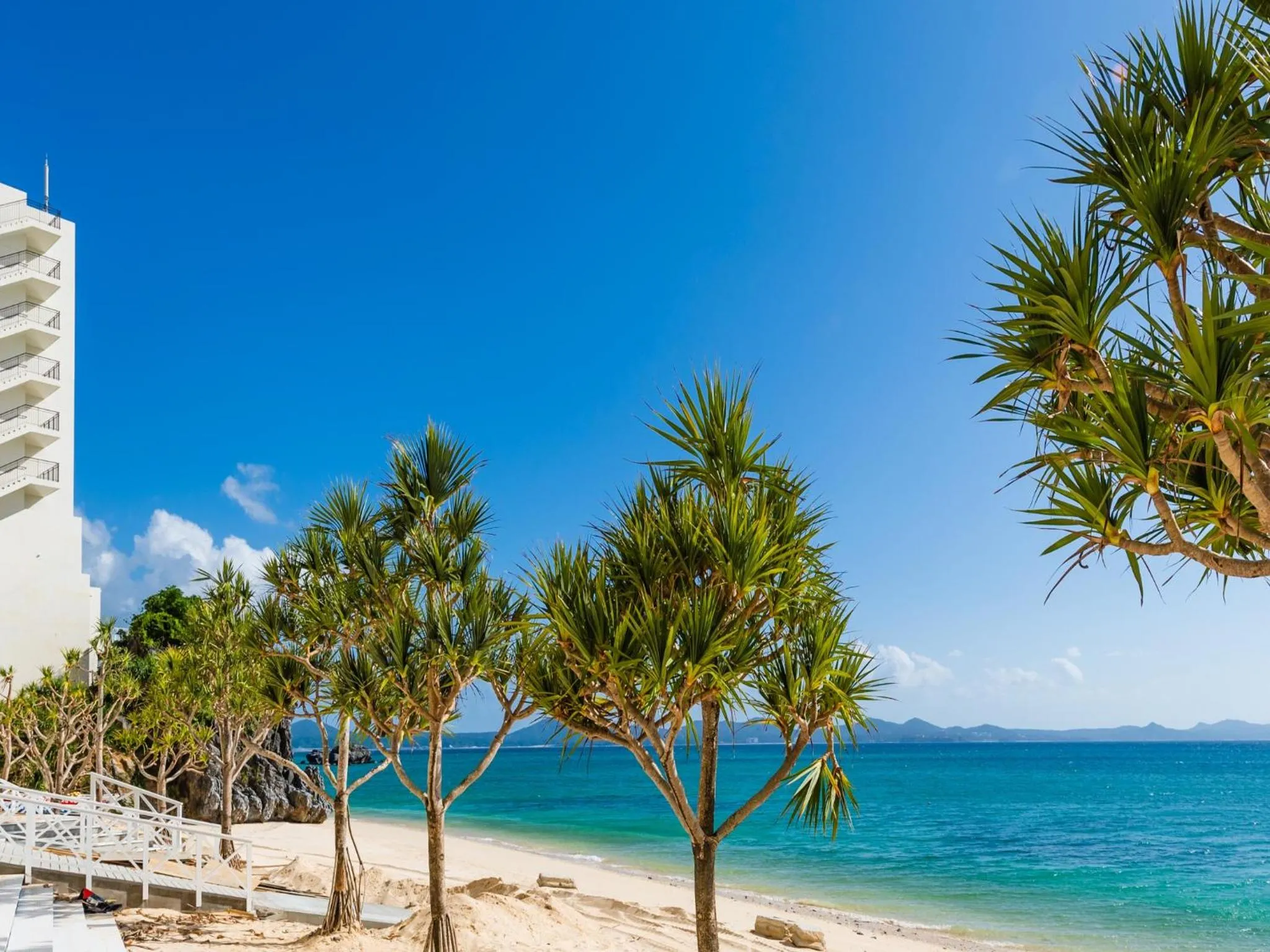 Beach in Hotel Resonex Nago