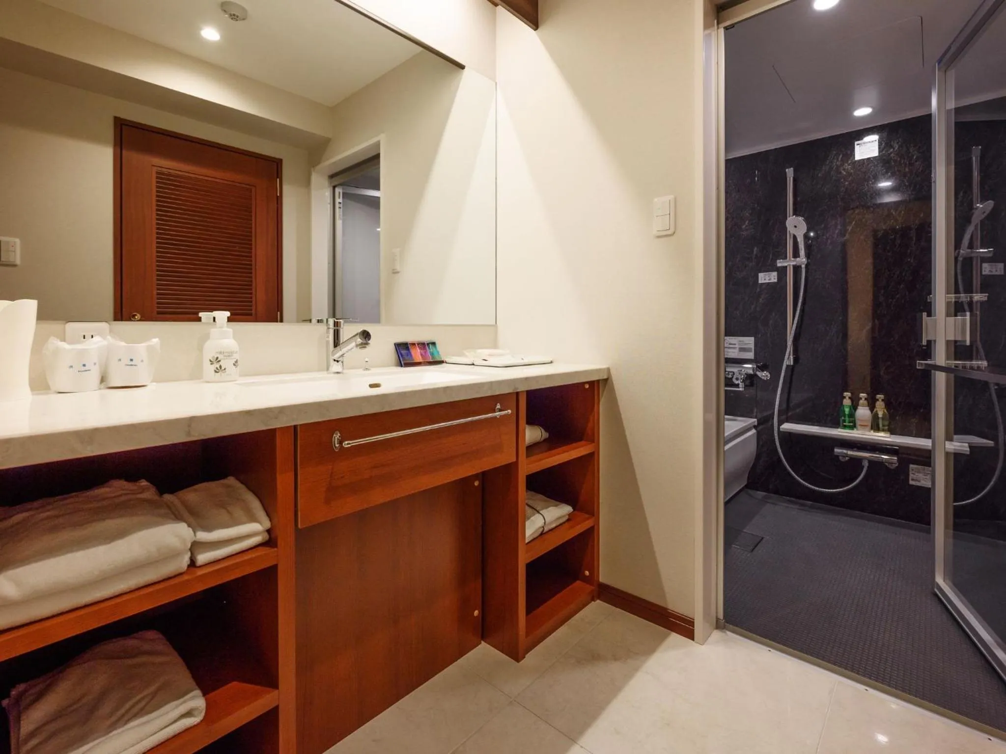 Bathroom in Hotel Resonex Nago