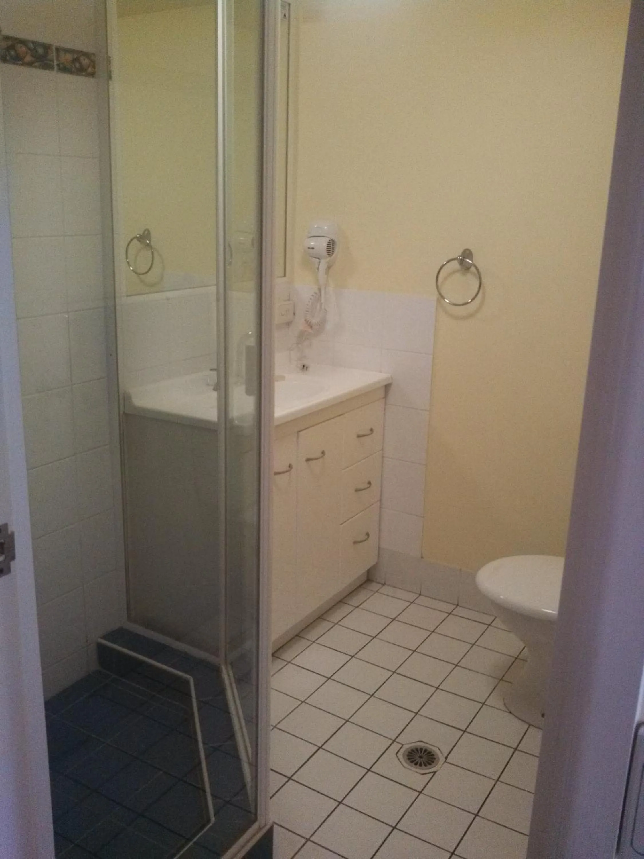 Bathroom in Tranquil Shores