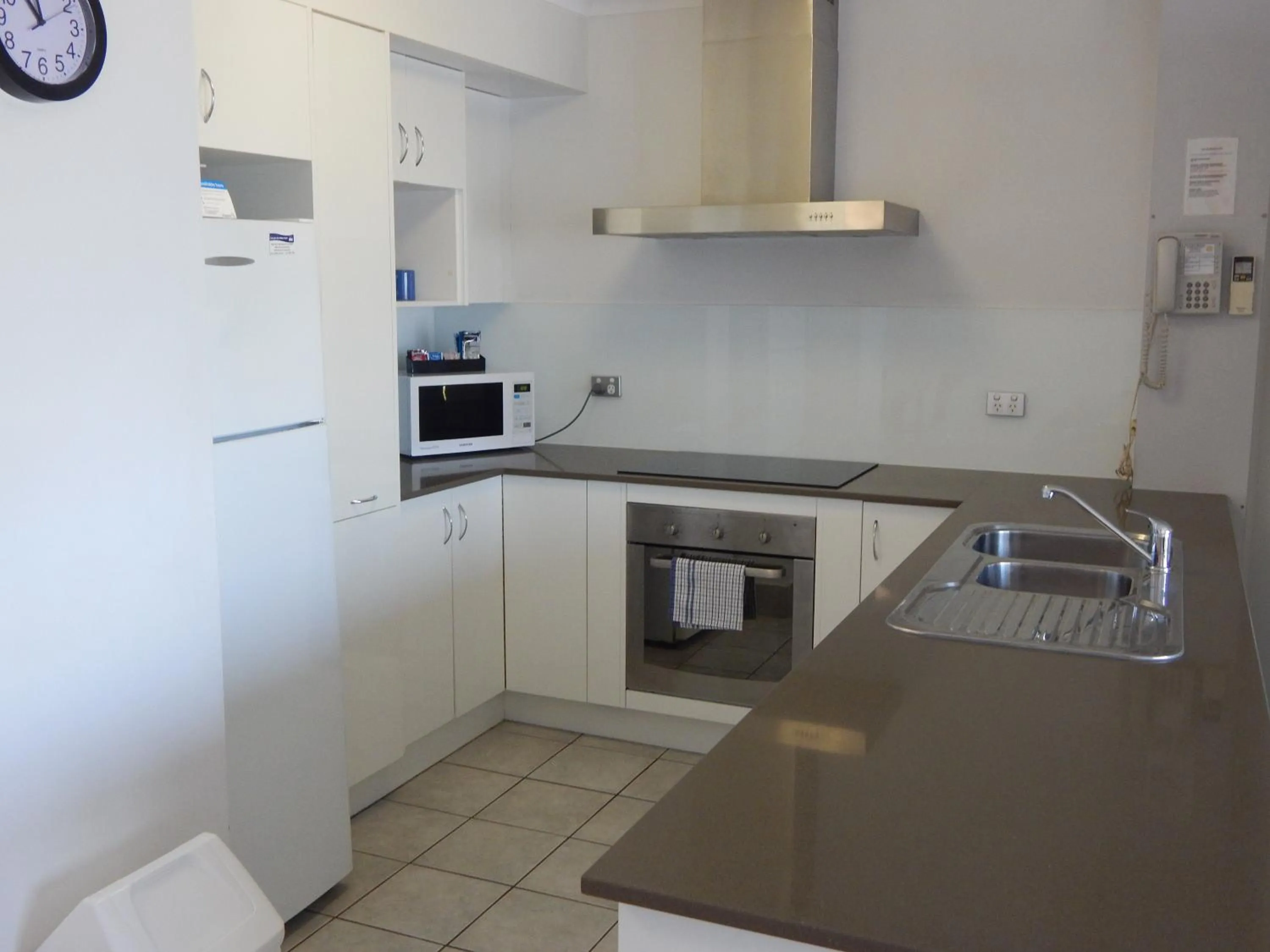 Kitchen or kitchenette in Tranquil Shores