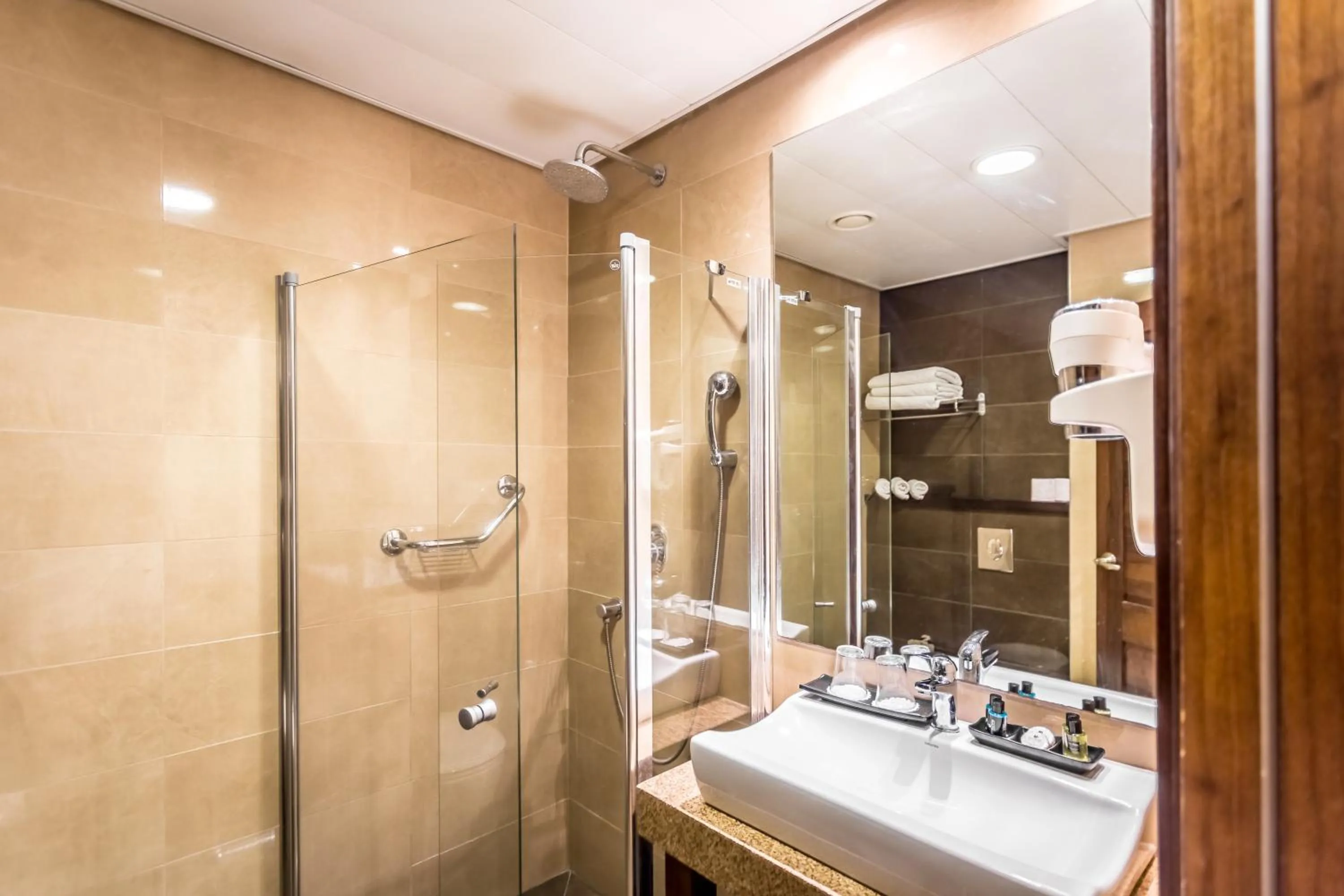 Bath in Emily's Hotel