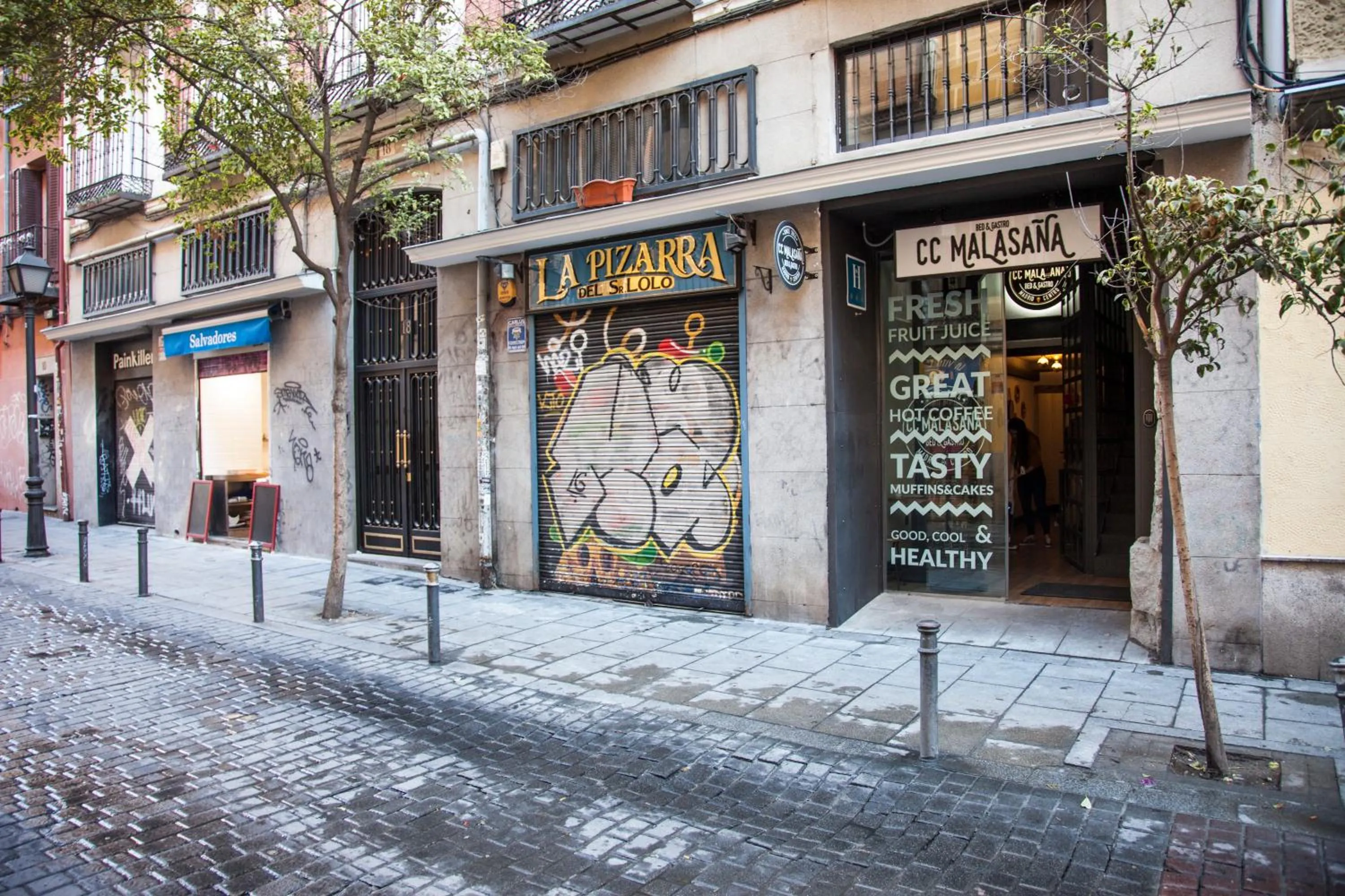 Facade/entrance in CC Malasaña