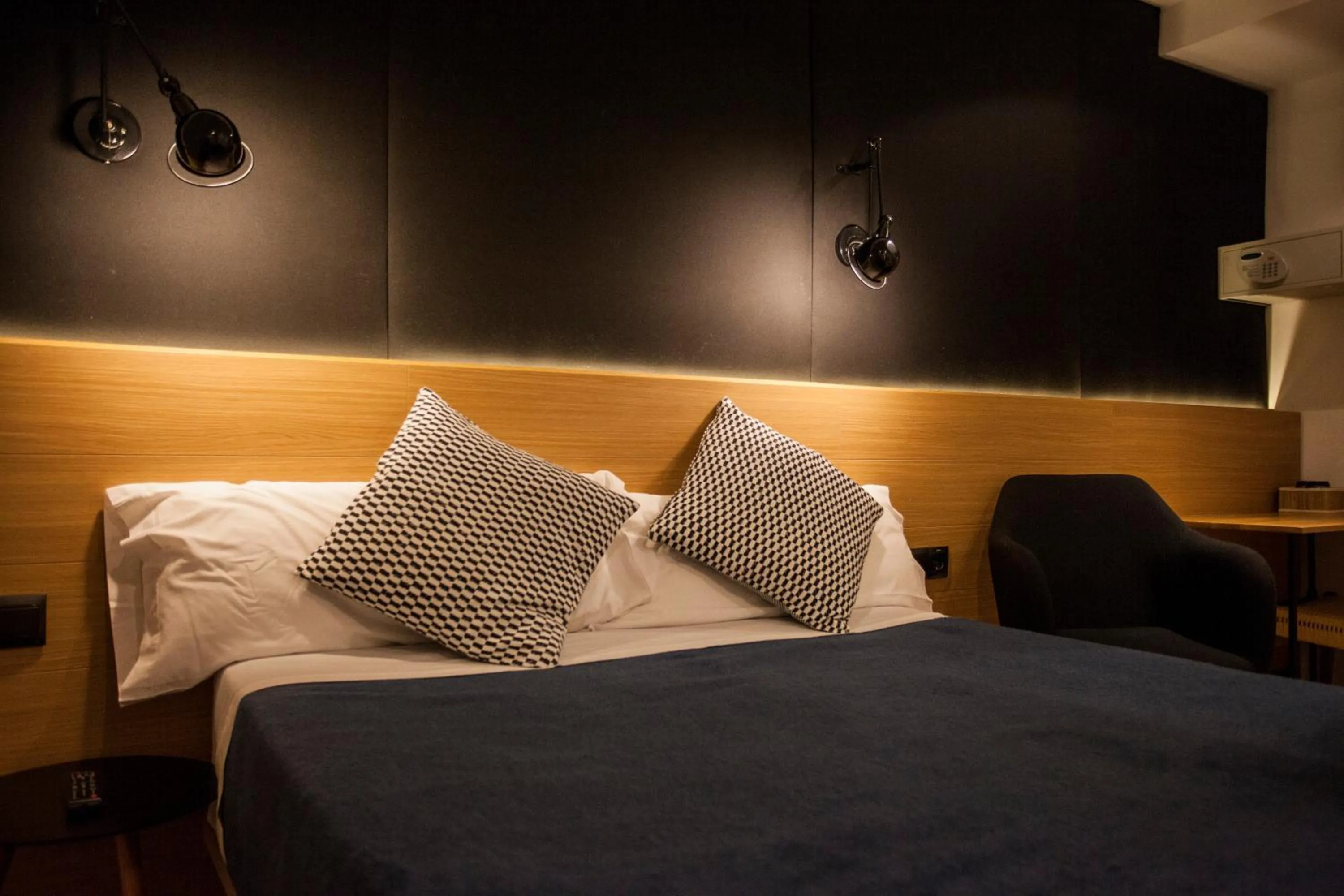 Decorative detail, Bed in CC Malasaña