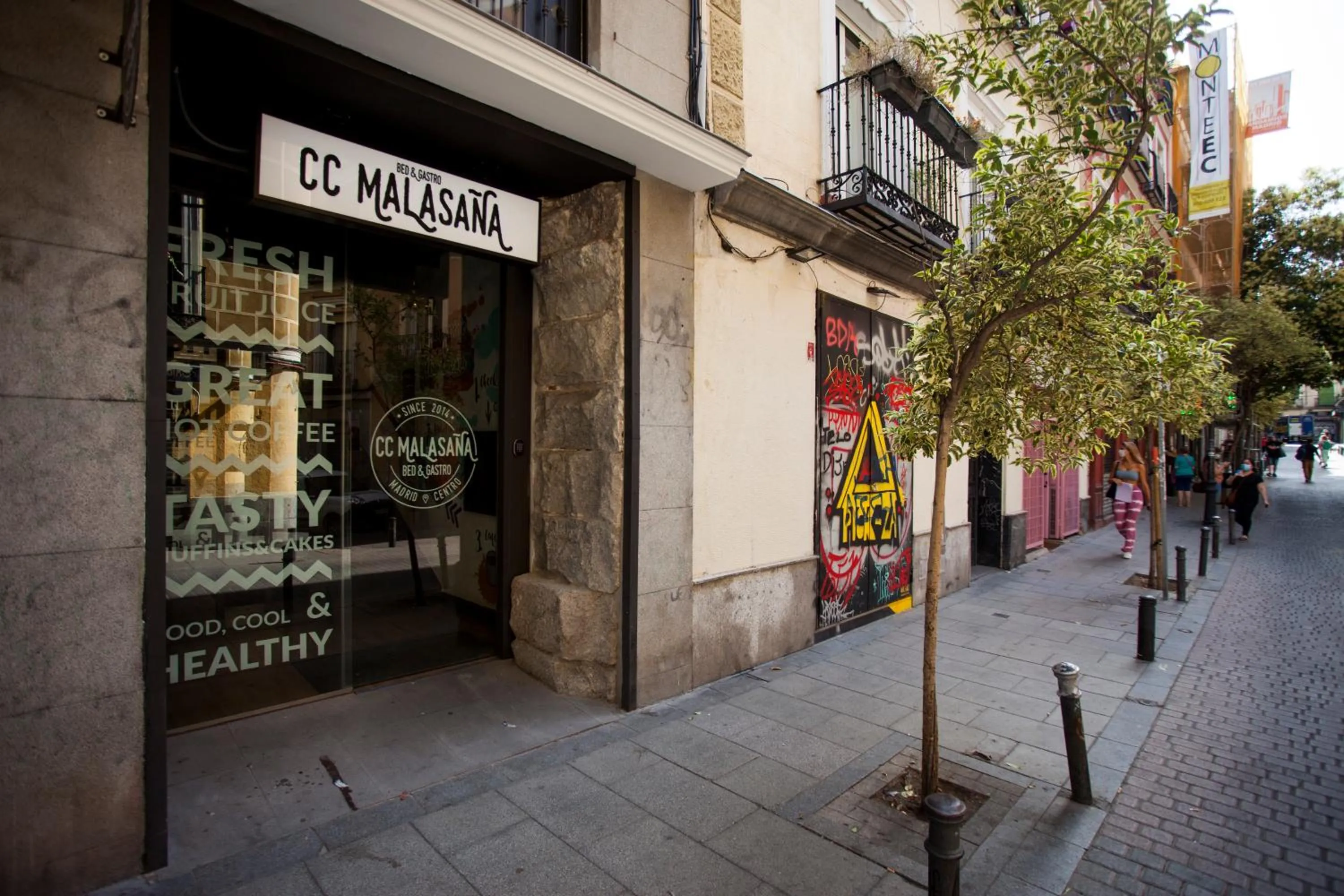 Facade/entrance in CC Malasaña