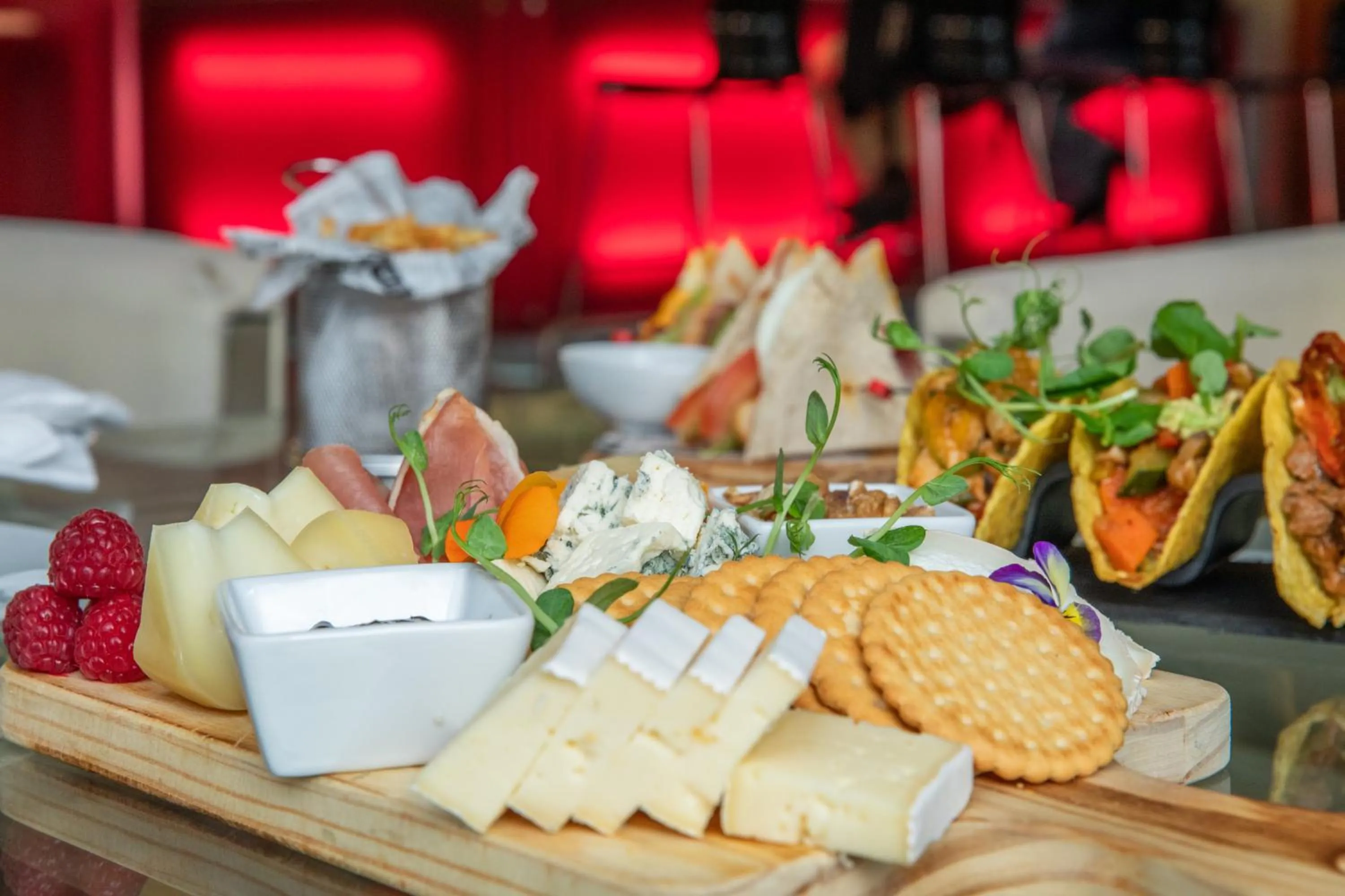 Restaurant/places to eat in VIP Executive Arts Hotel