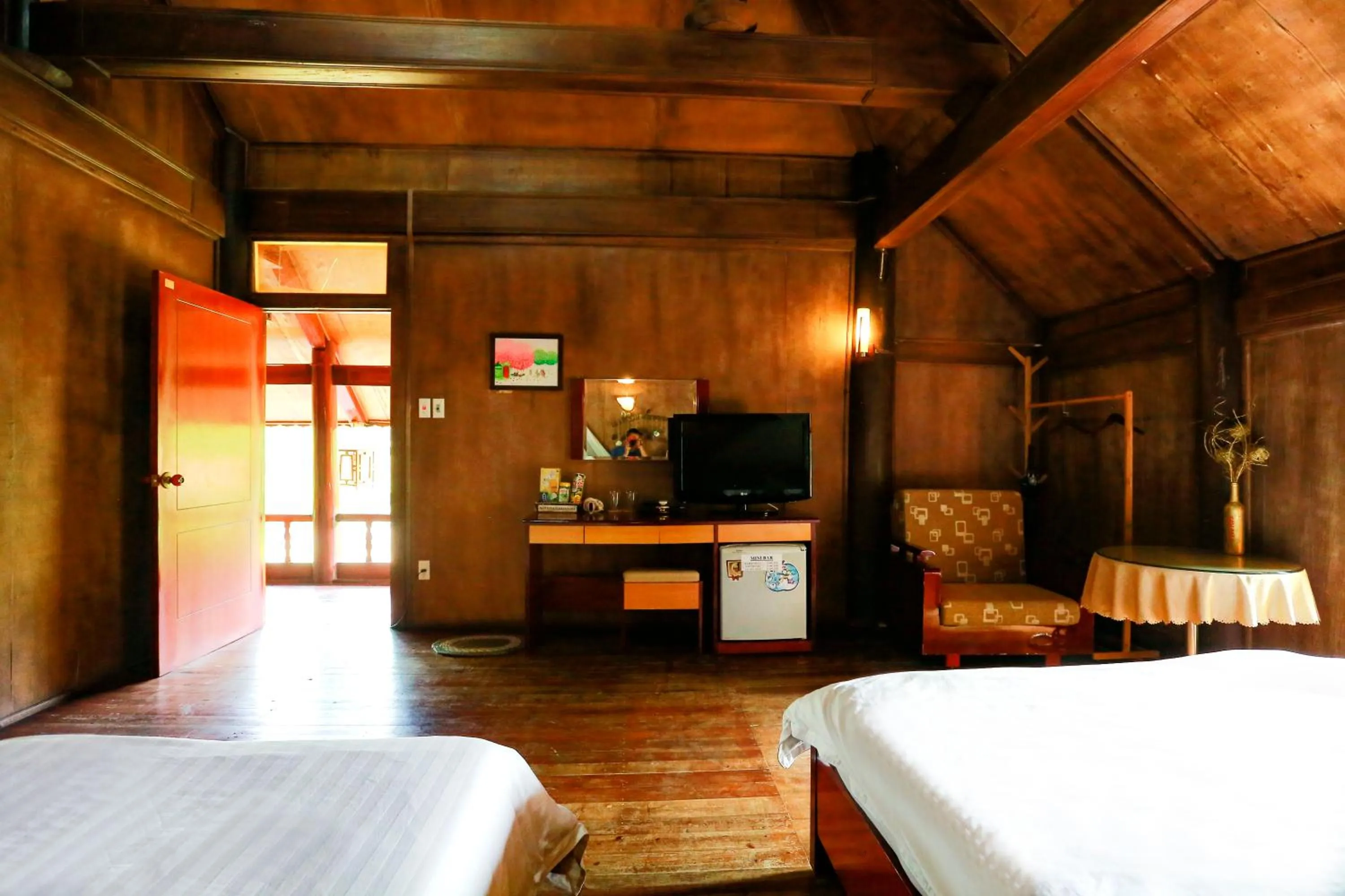 Bed in Cat Ba Eco Lodge