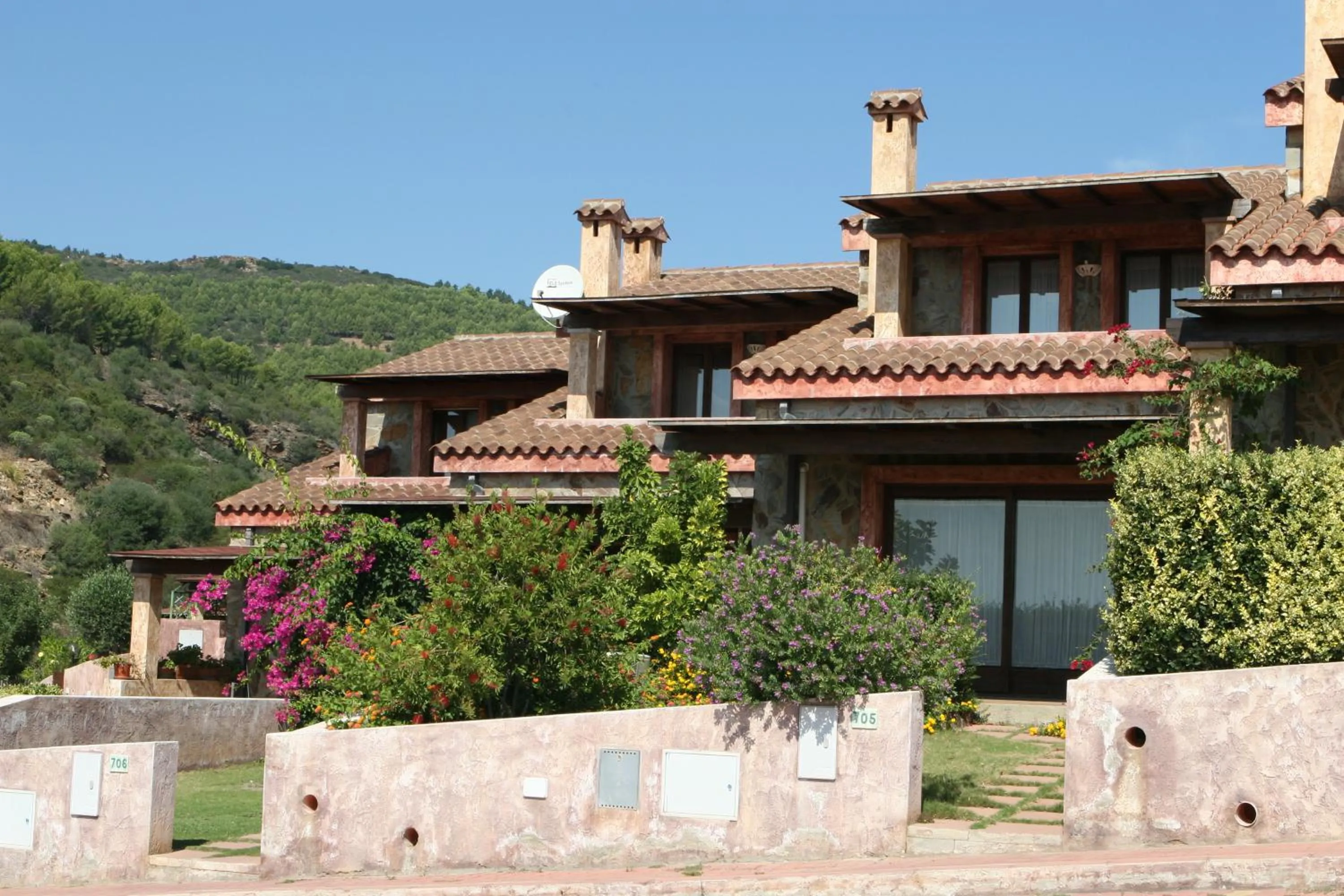 Property building in Residence Il Borgo di Porto Corallo
