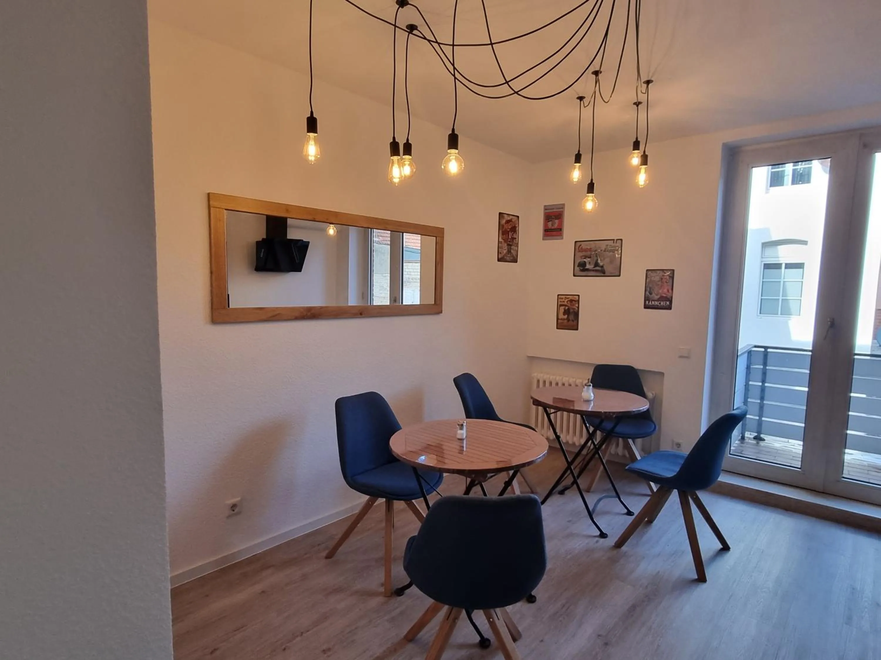 Restaurant/places to eat in Hotel Freye