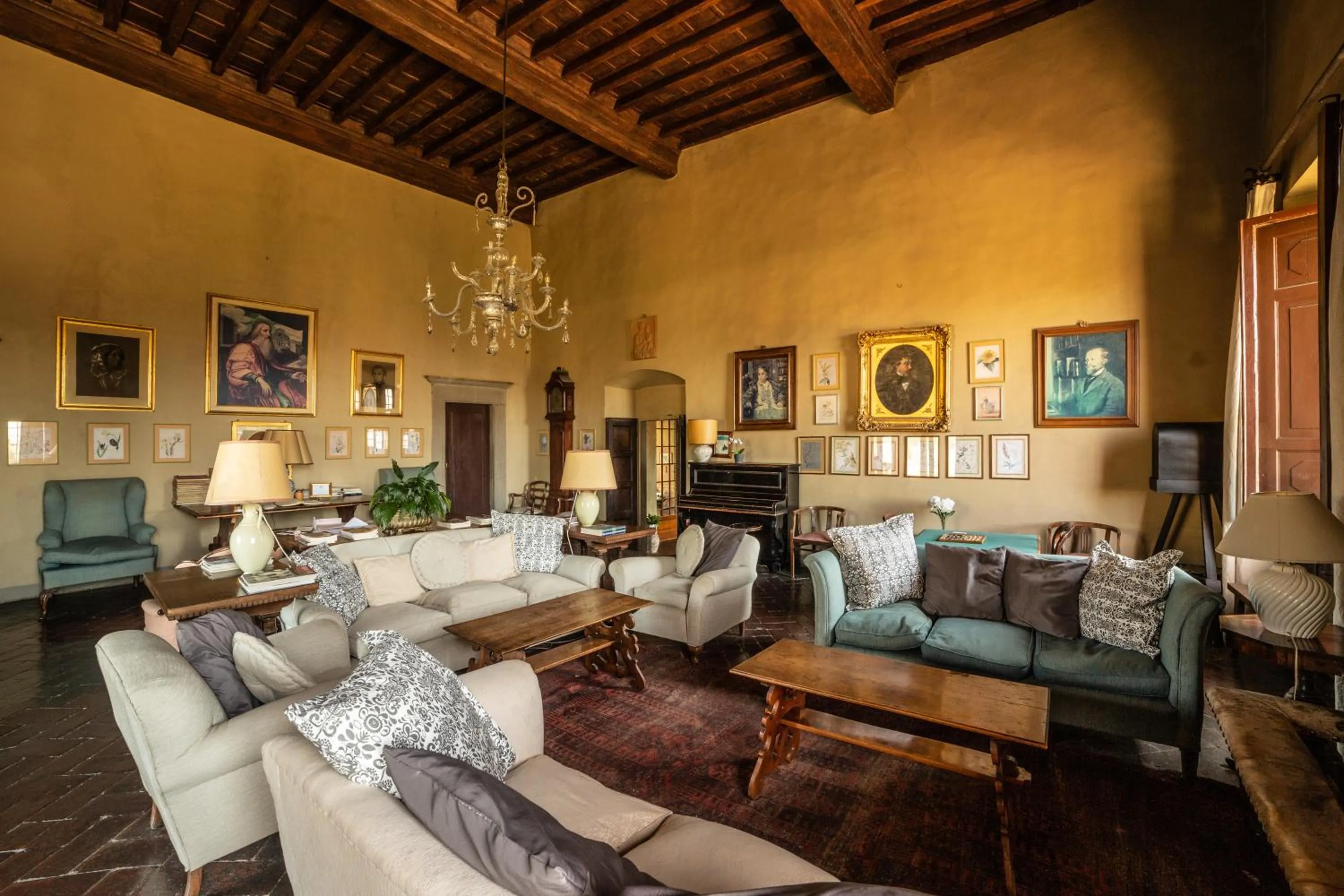 Lounge or bar in Villa Rucellai