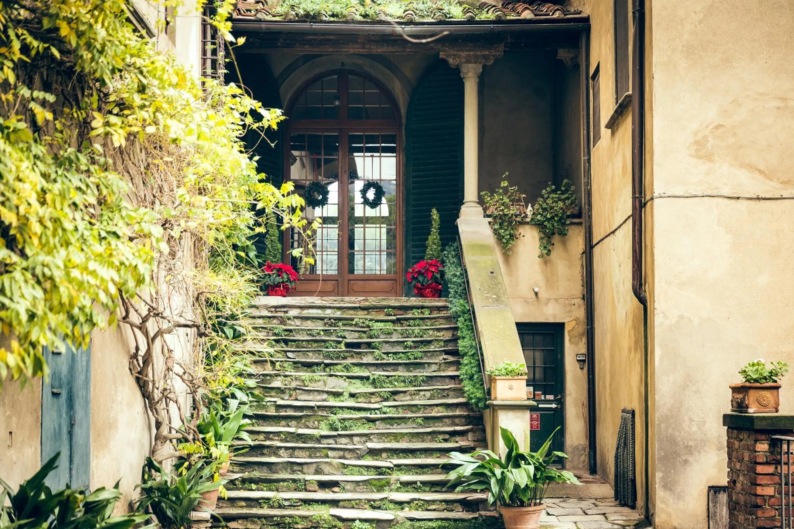 Property building in Villa Rucellai