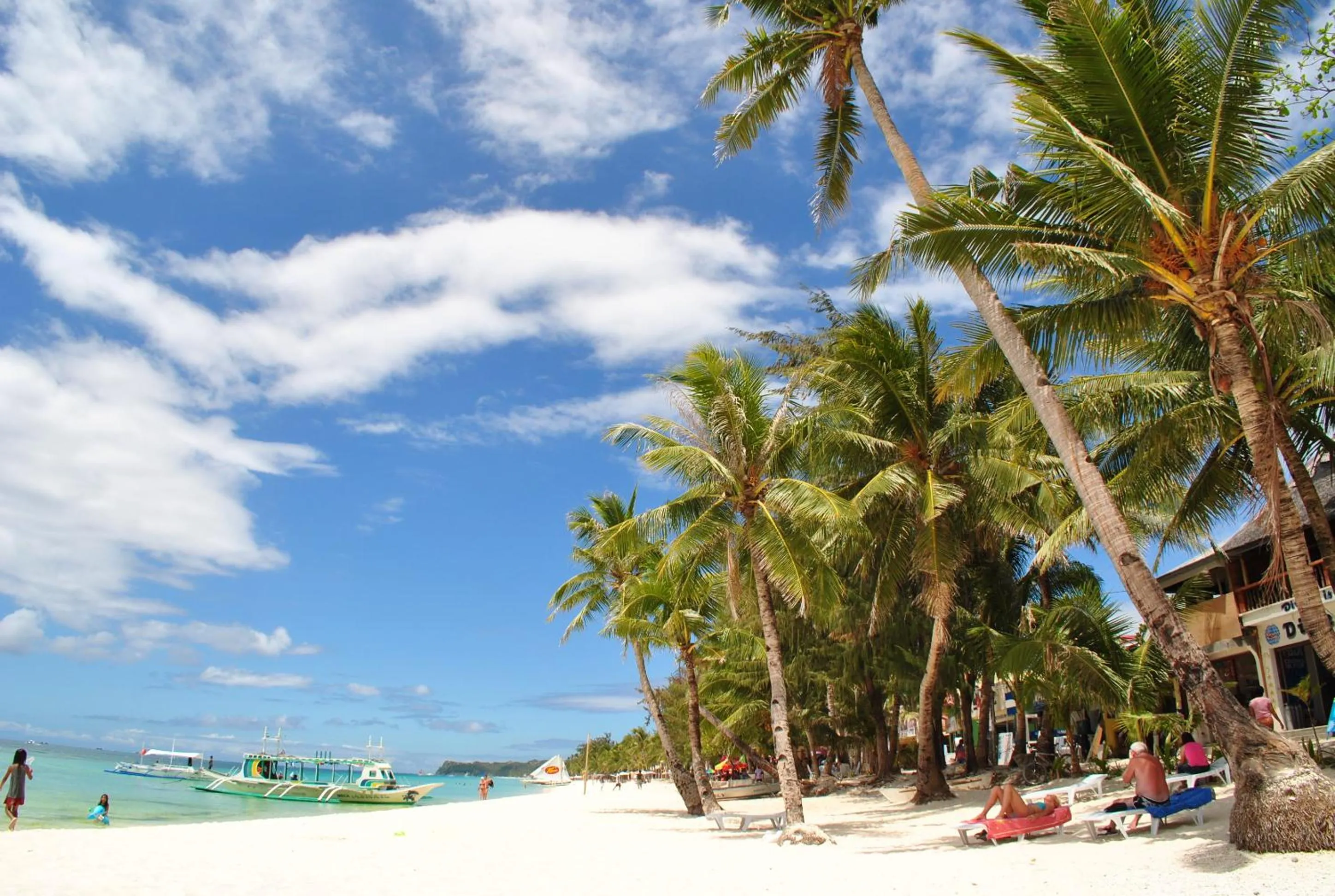Beach in Surfside Boracay Resort