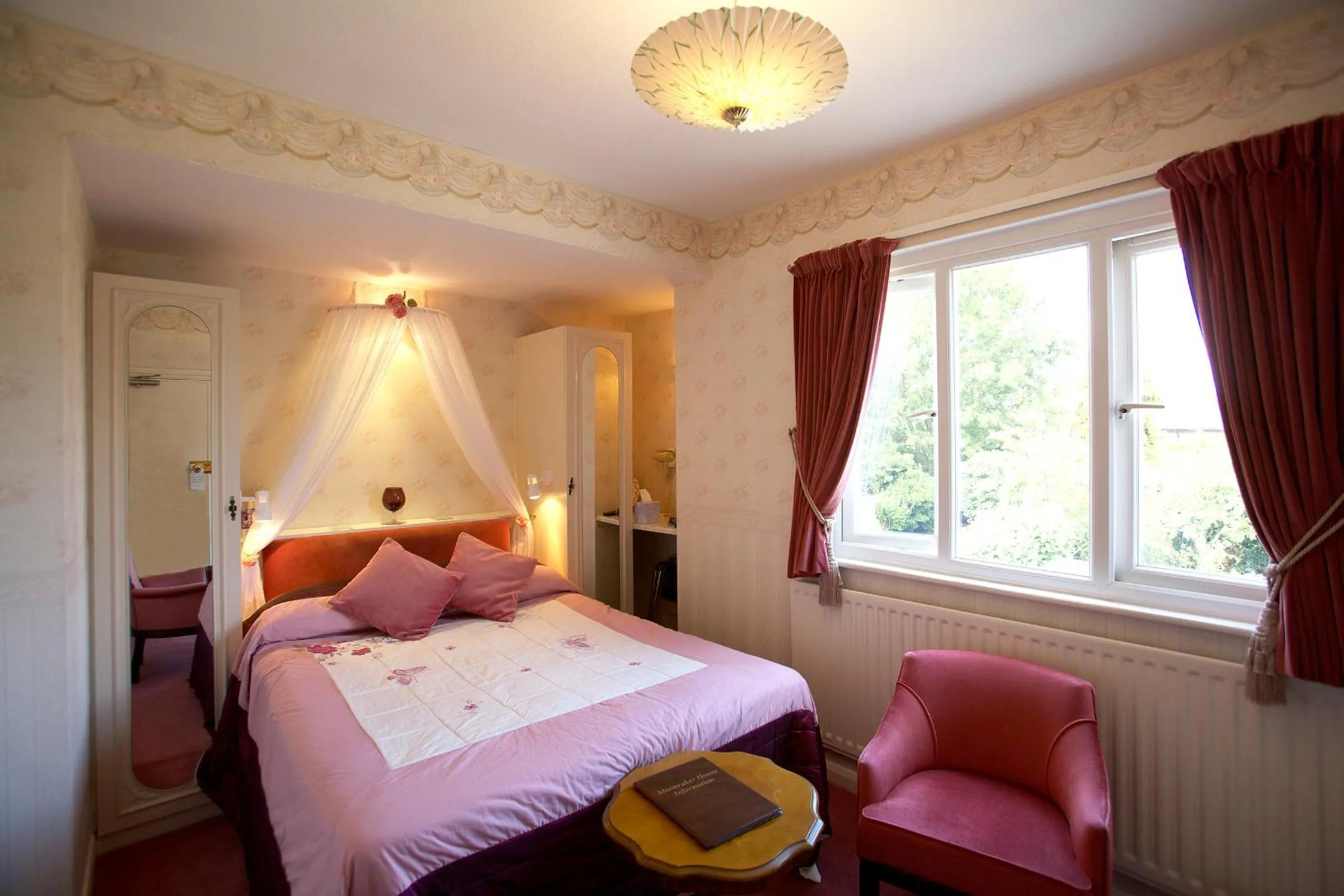 Bed in Moonraker House