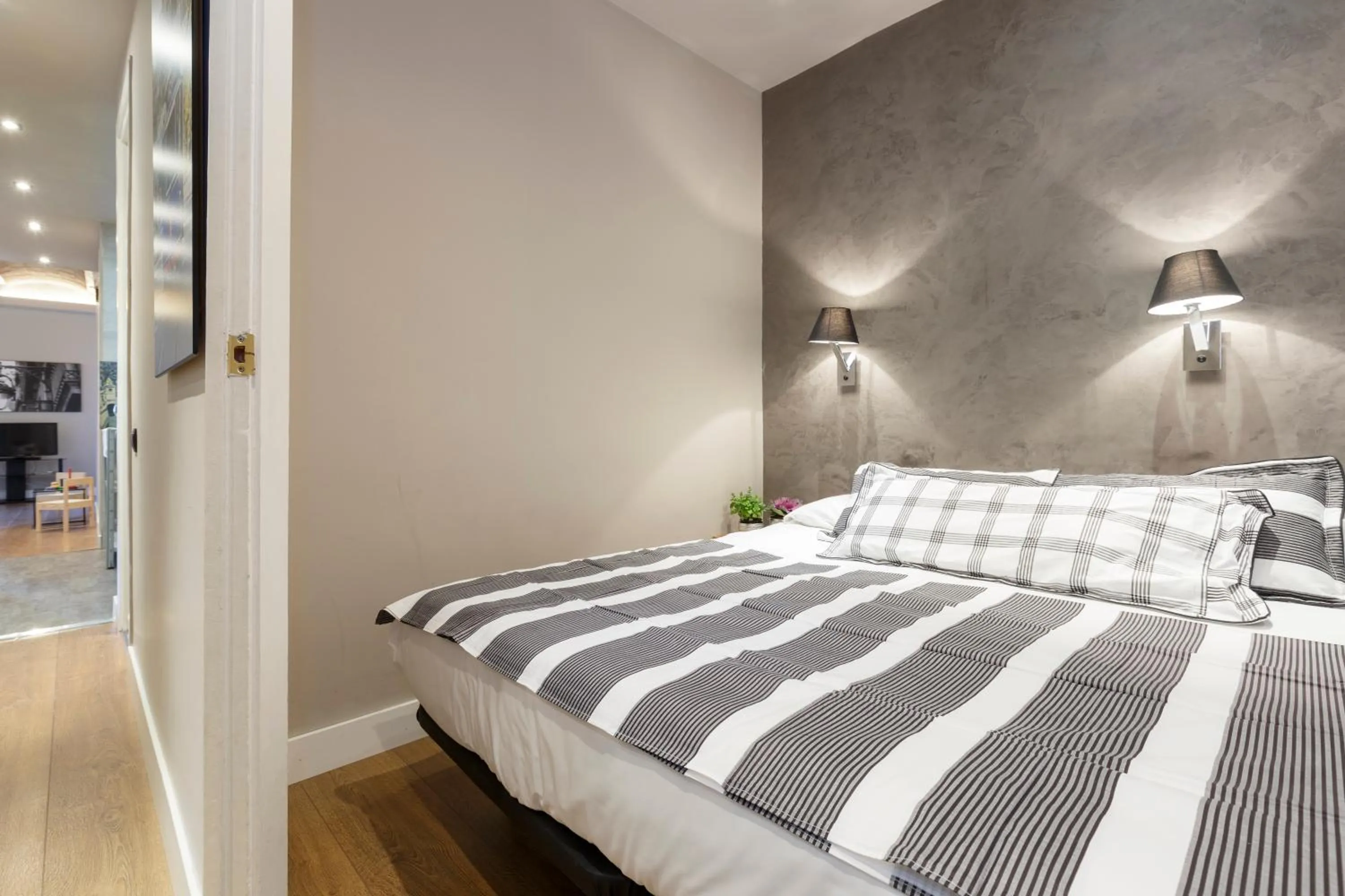 Bed in AinB Eixample-Miro Apartments