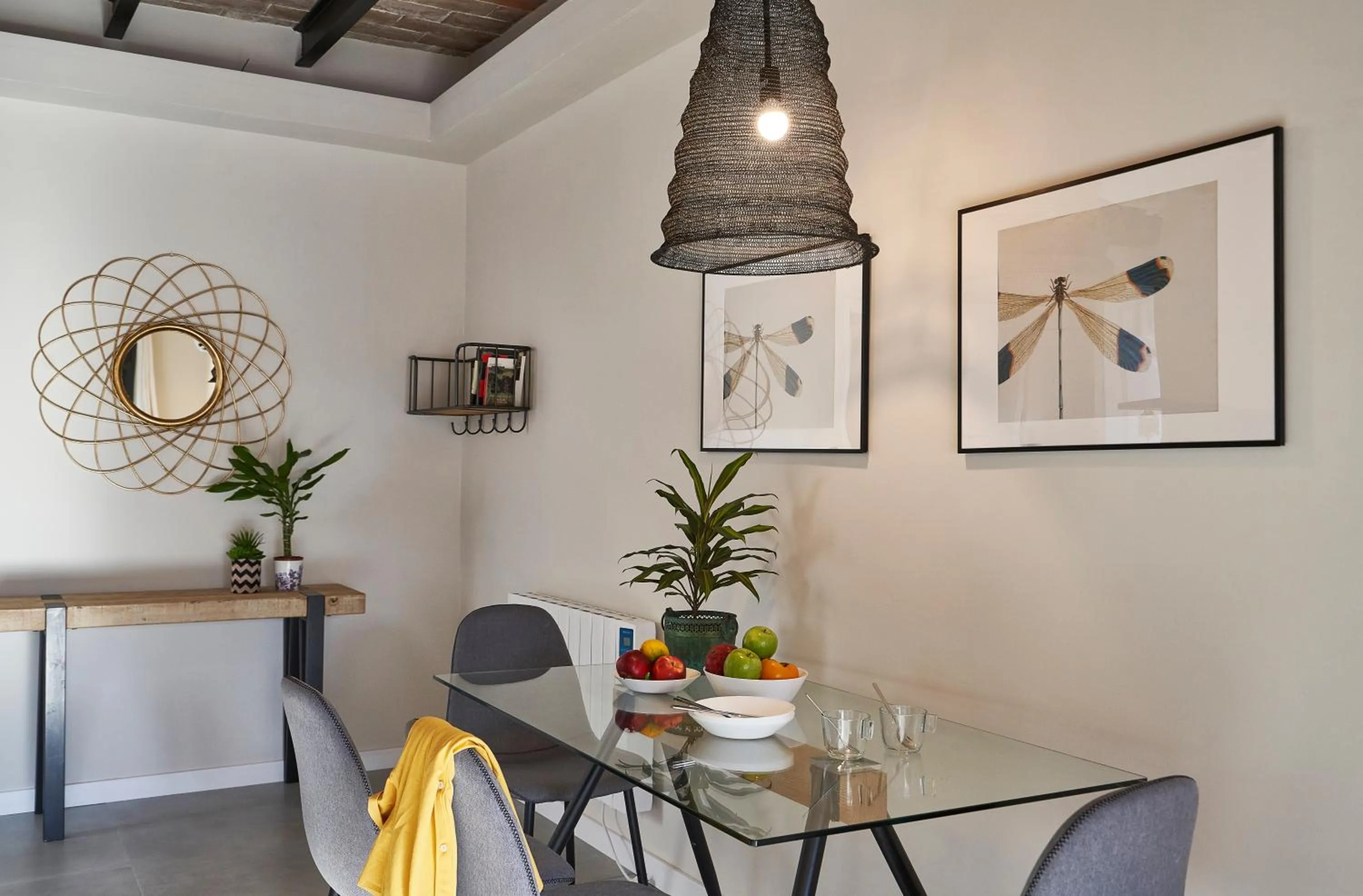 AinB Eixample-Miro Apartments