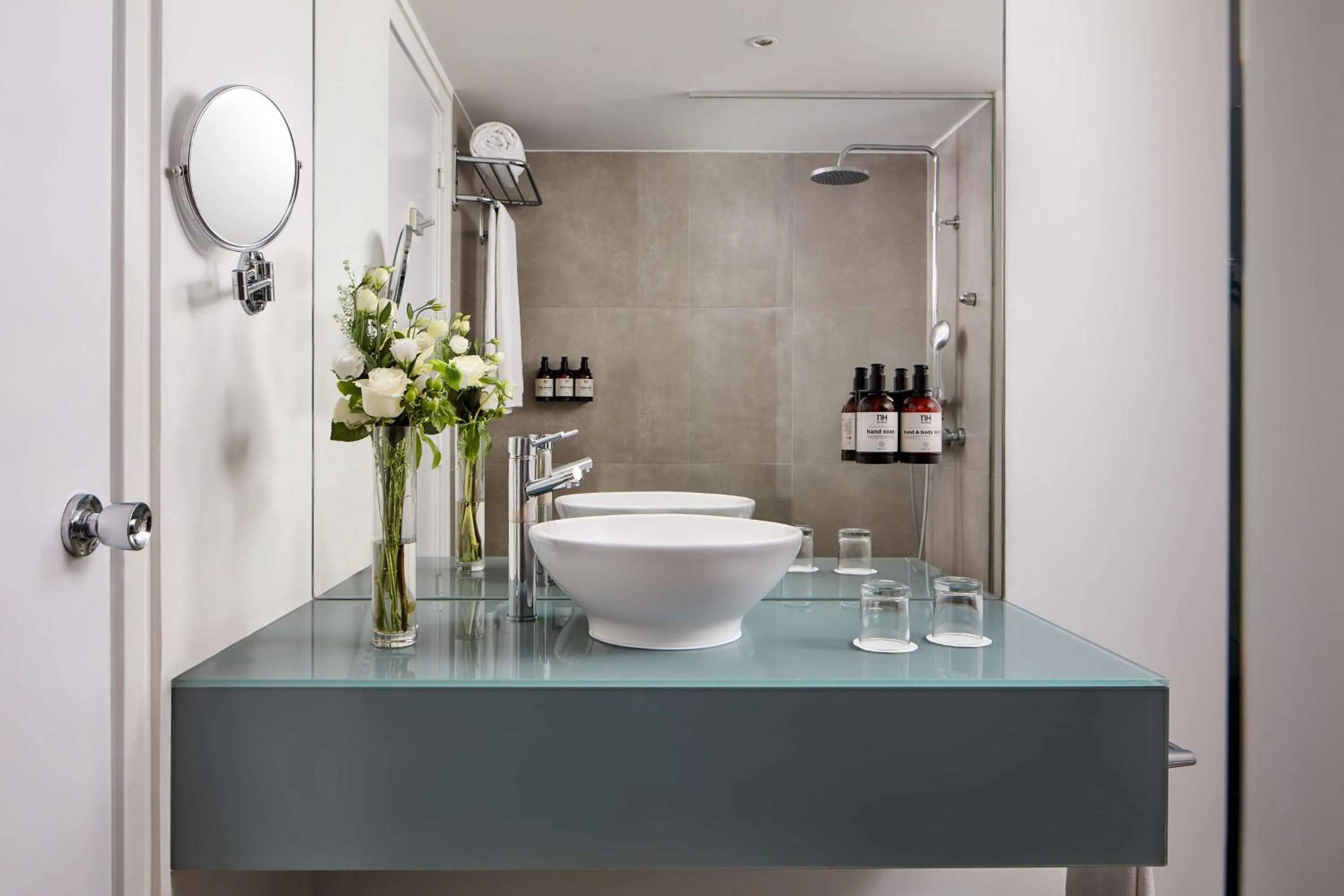 Bathroom in NH Sintra Centro