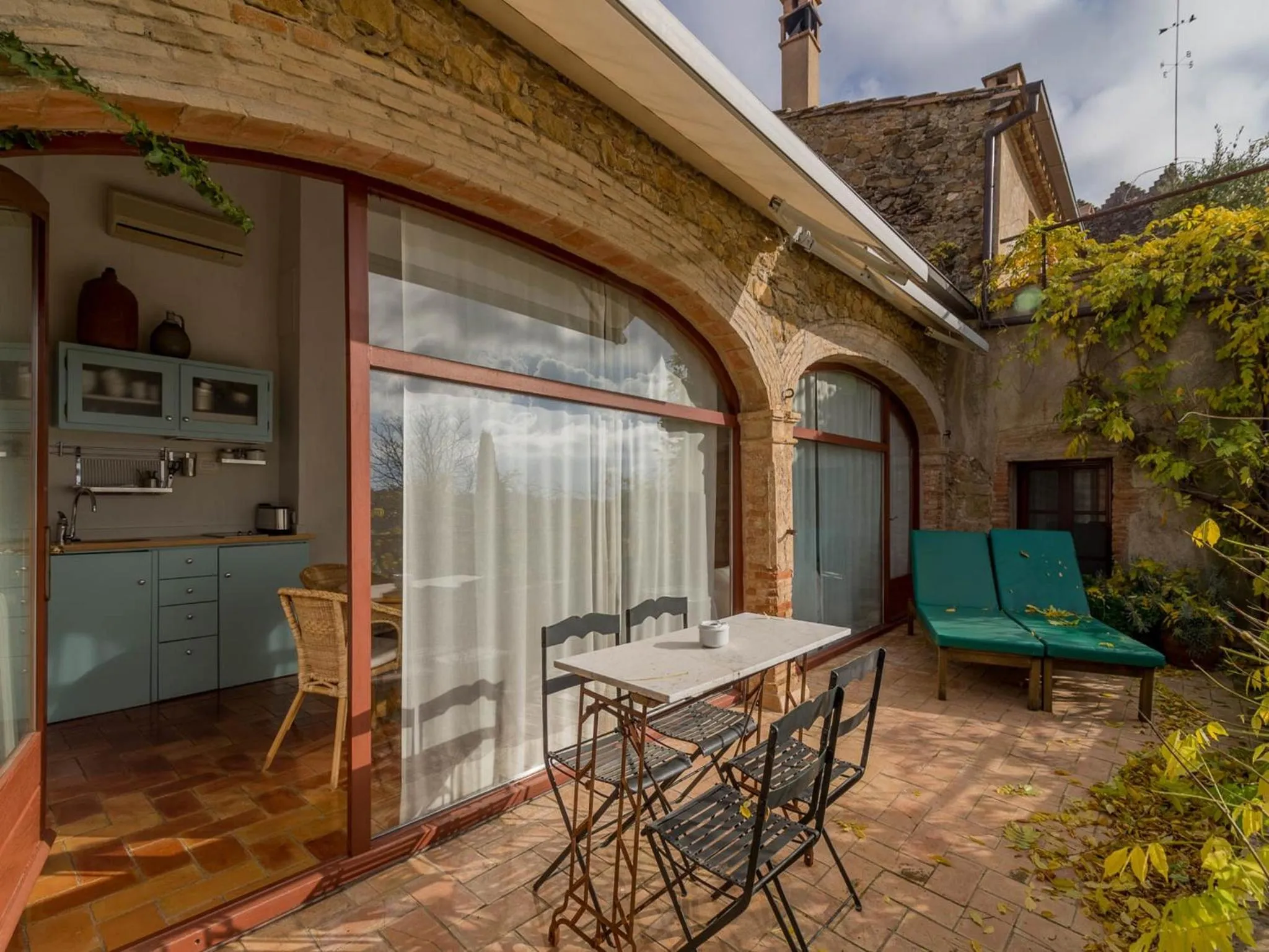 Balcony/Terrace in Hotel la Plaça Madremanya