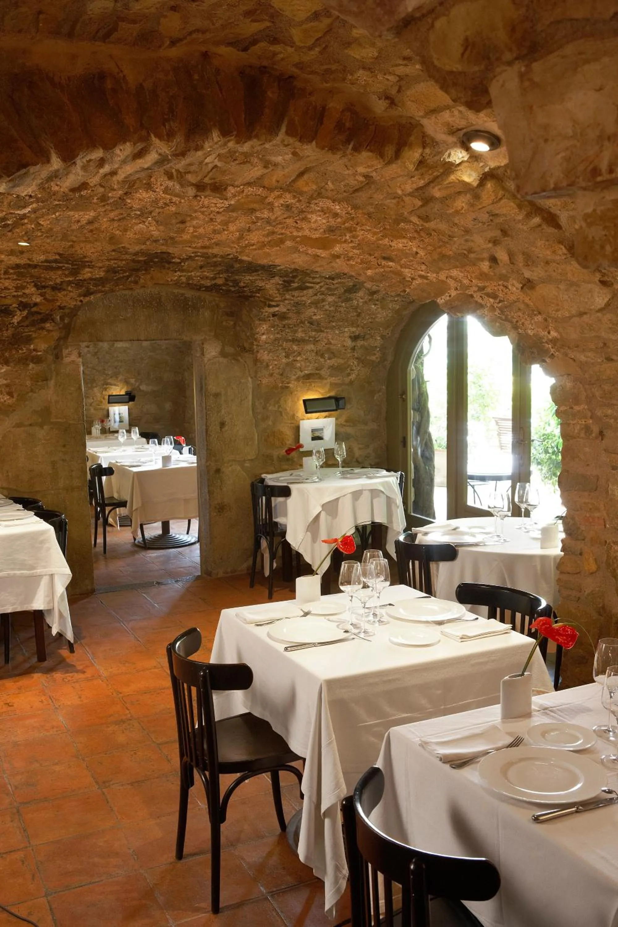 Food and drinks in Hotel la Plaça Madremanya