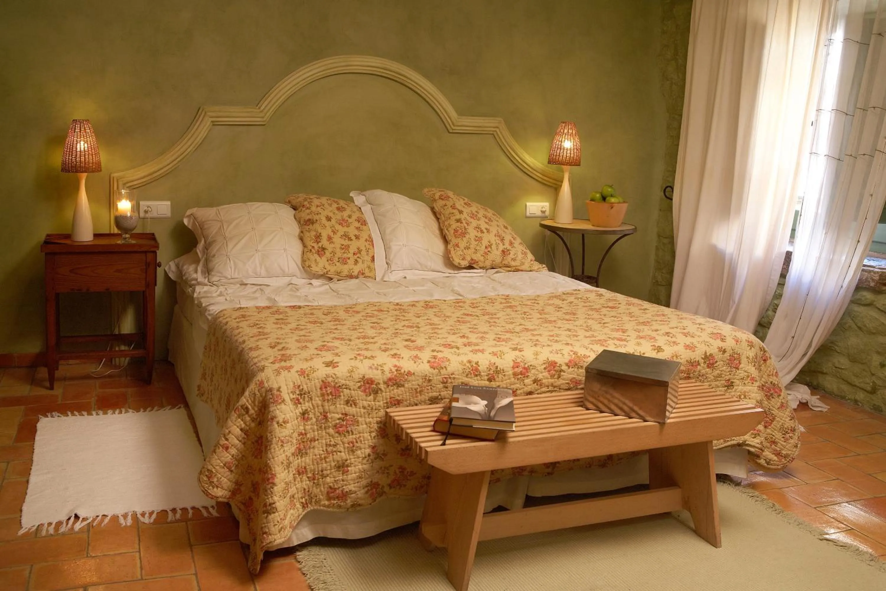 Bed in Hotel la Plaça Madremanya