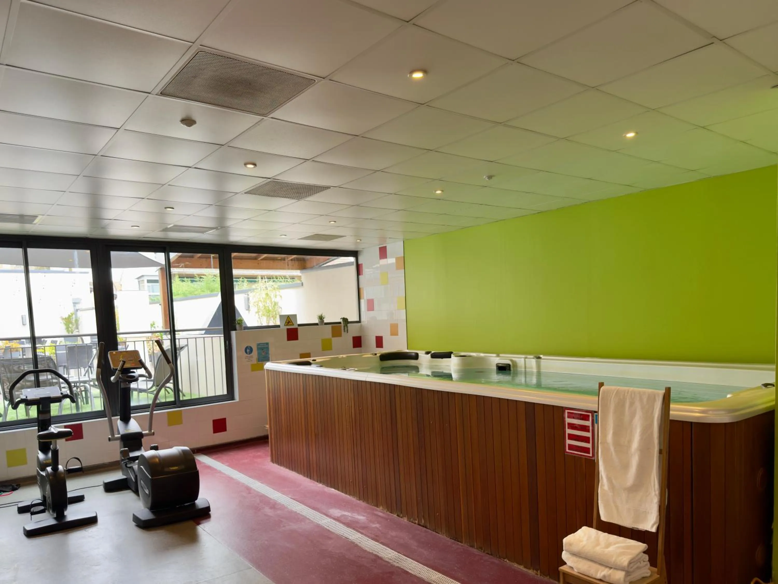 Spa and wellness centre/facilities in ibis Styles Beaune Centre