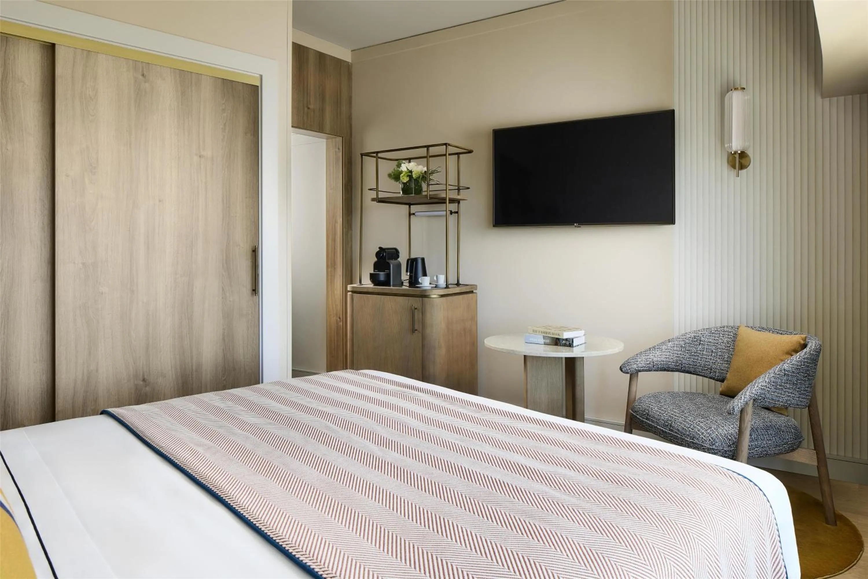 Bedroom, Bed in Tivoli Oriente Lisboa Hotel