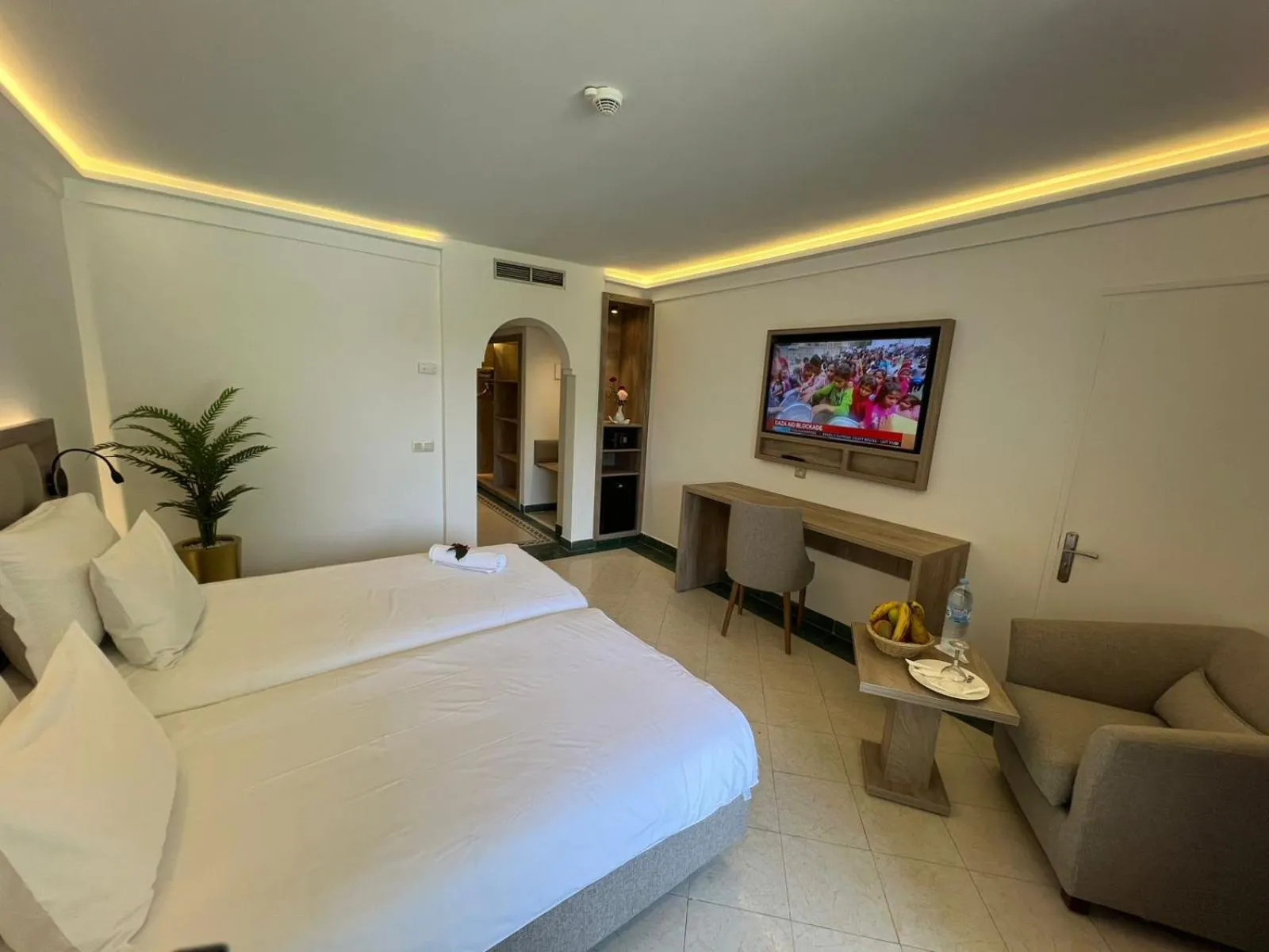 Photo of the whole room, Bed in Hôtel Volubilis